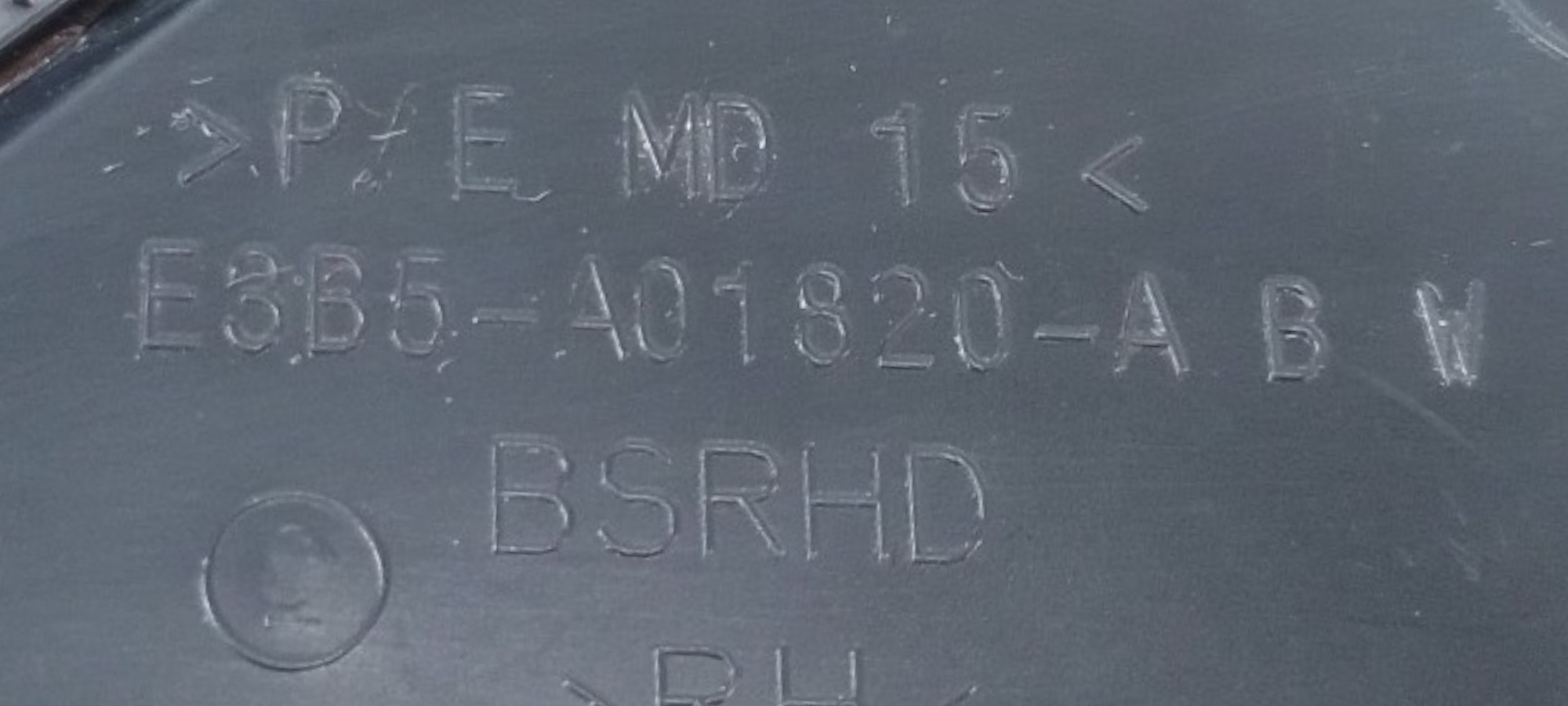 Difusor Ar Central L. E Ford Ka Sedan 2018 Orig 4