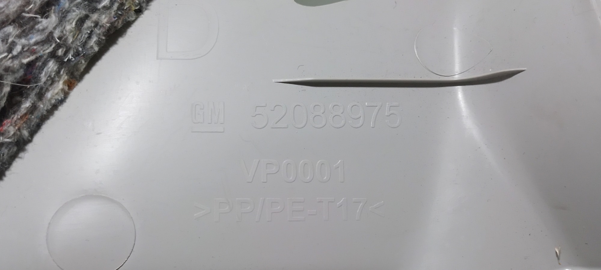 Bagagito Direito Gm Onix 2017 2018 Original 52088975 1