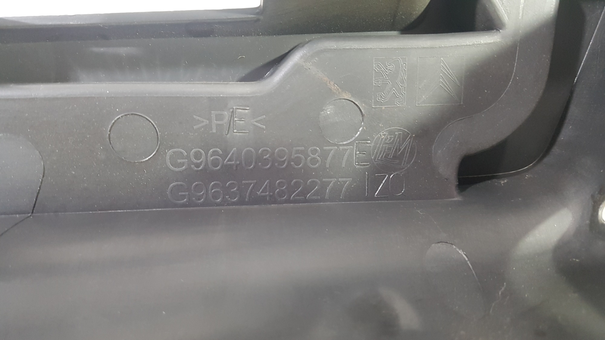 Suporte Bagagito L. E Peugeot 307 2010 Original 5