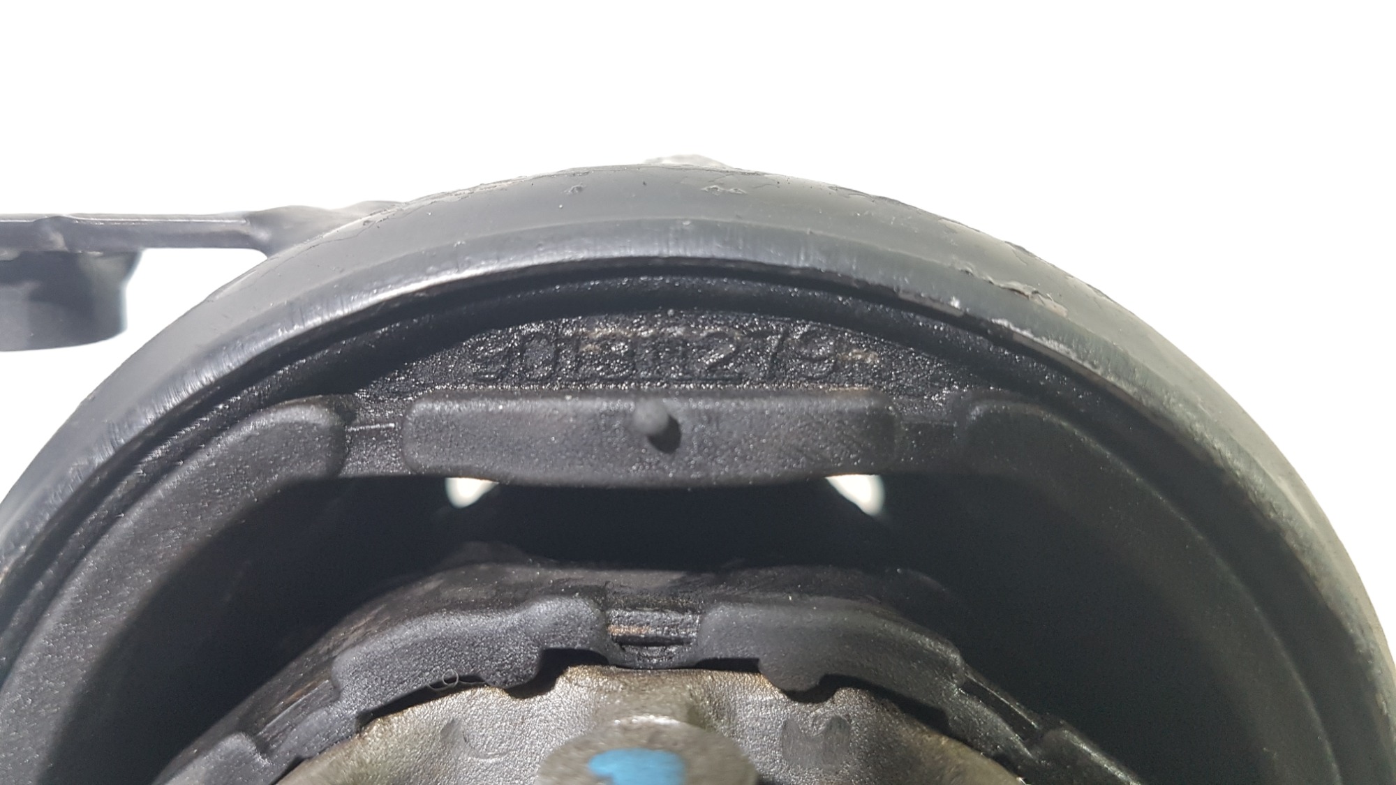 Suporte Esquerdo Câmbio Manual Gm Onix 2018 Original