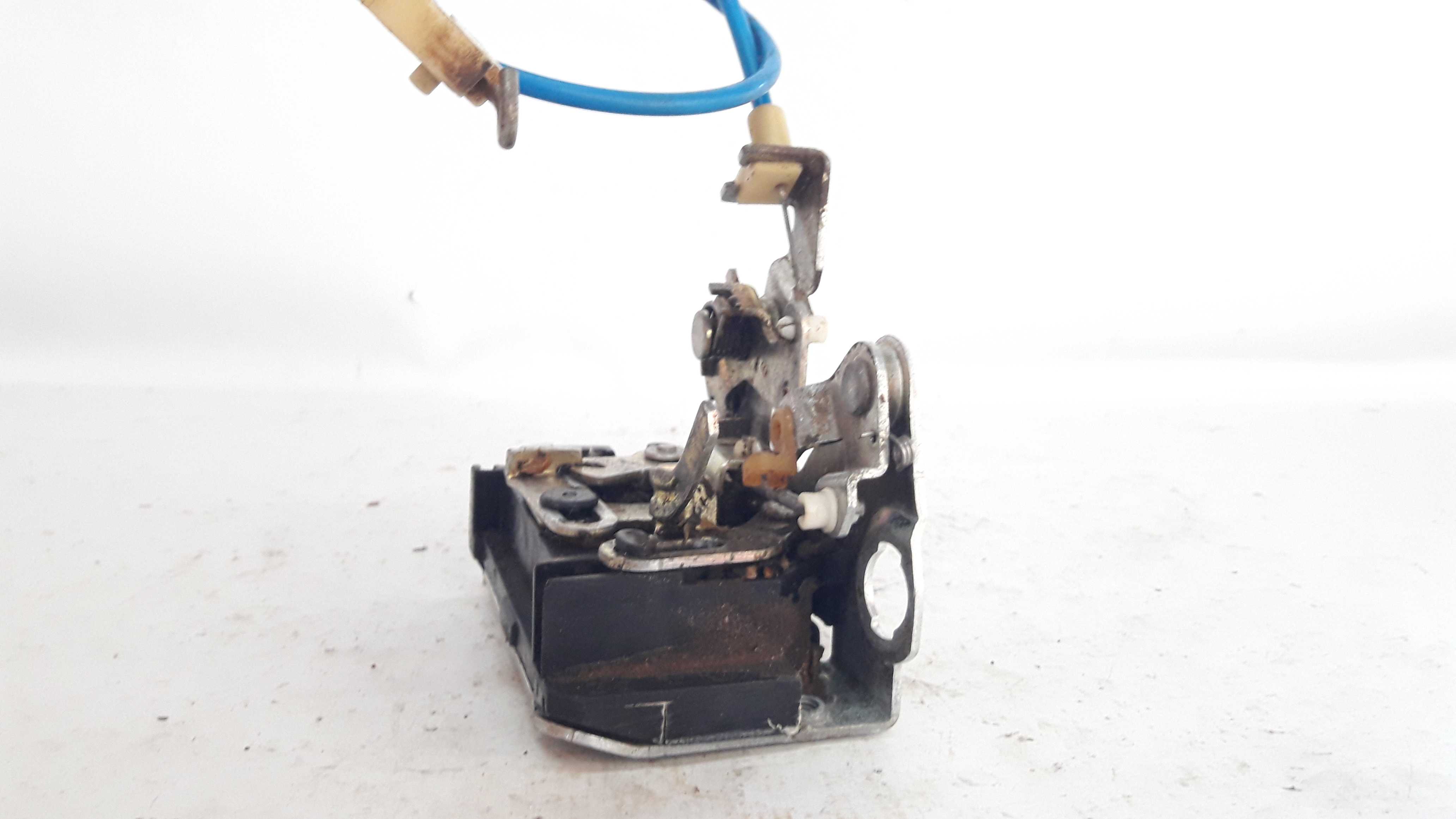 Fechadura Traseira Esquerda Fox 03 A 10 4