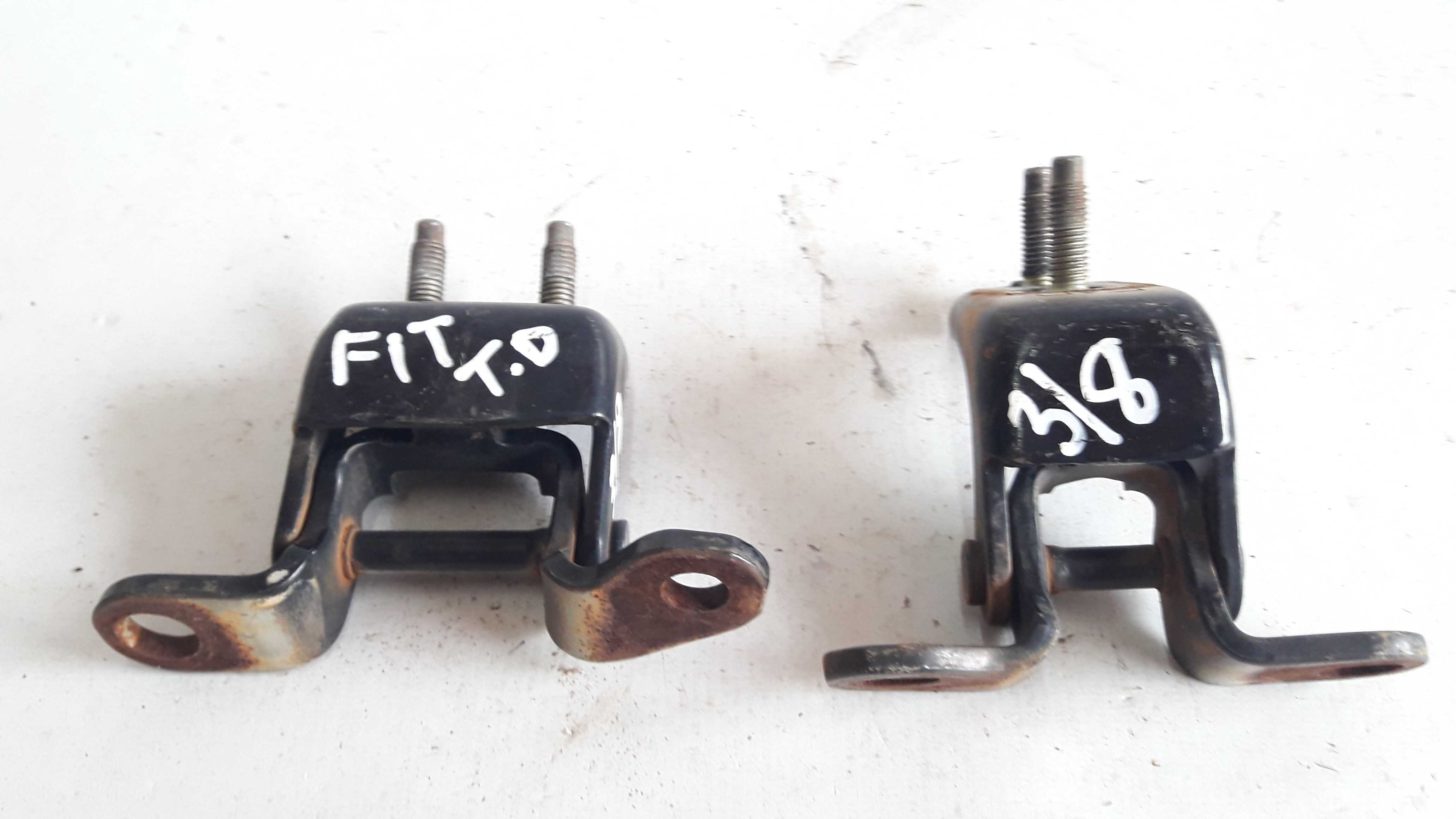 Dobradiça Porta Traseira Direita Honda Fit 03/08 Original 2