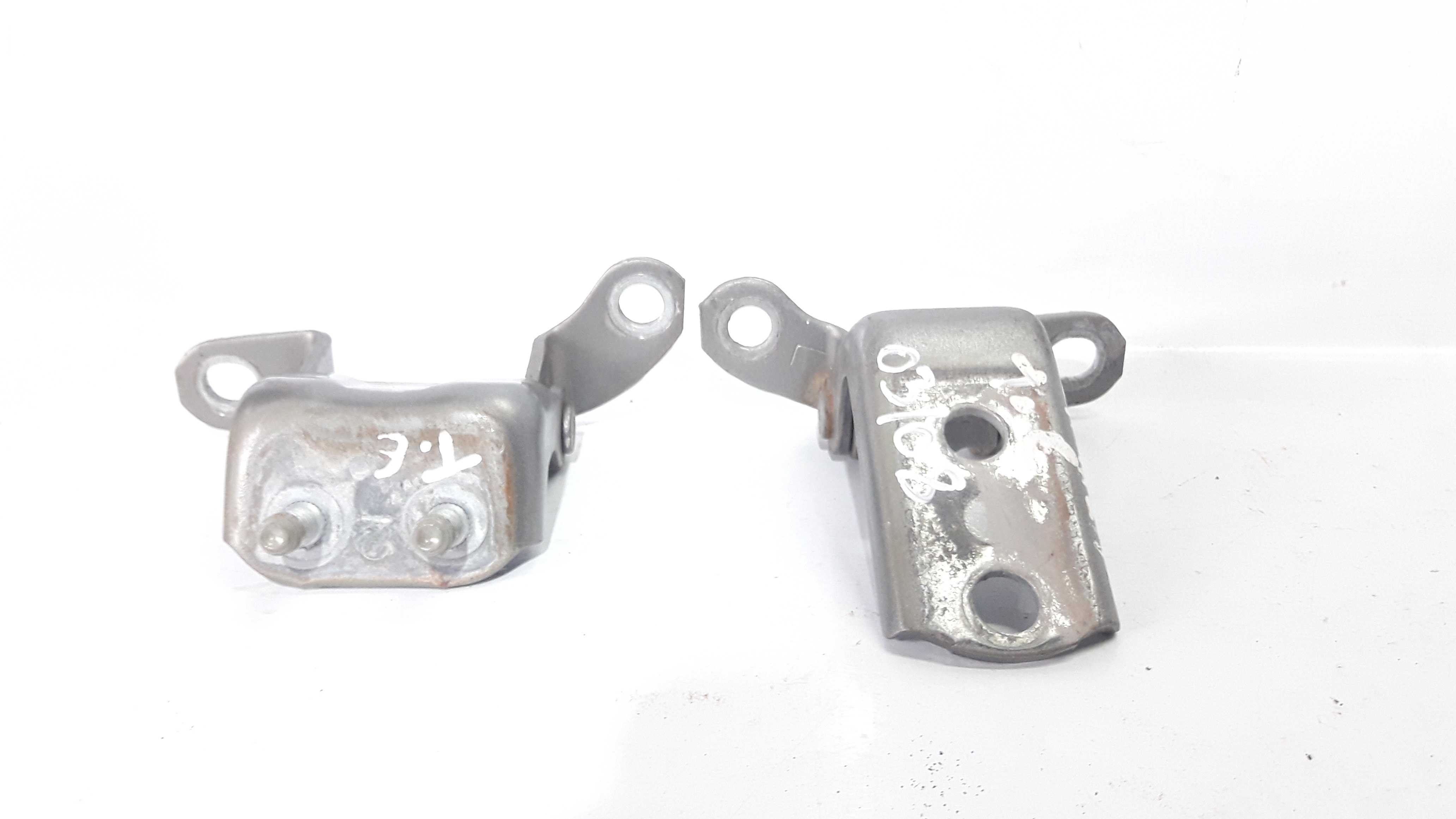 Dobradiça Porta Traseira Esquerda Corolla 03 4 5 6 7 8 3