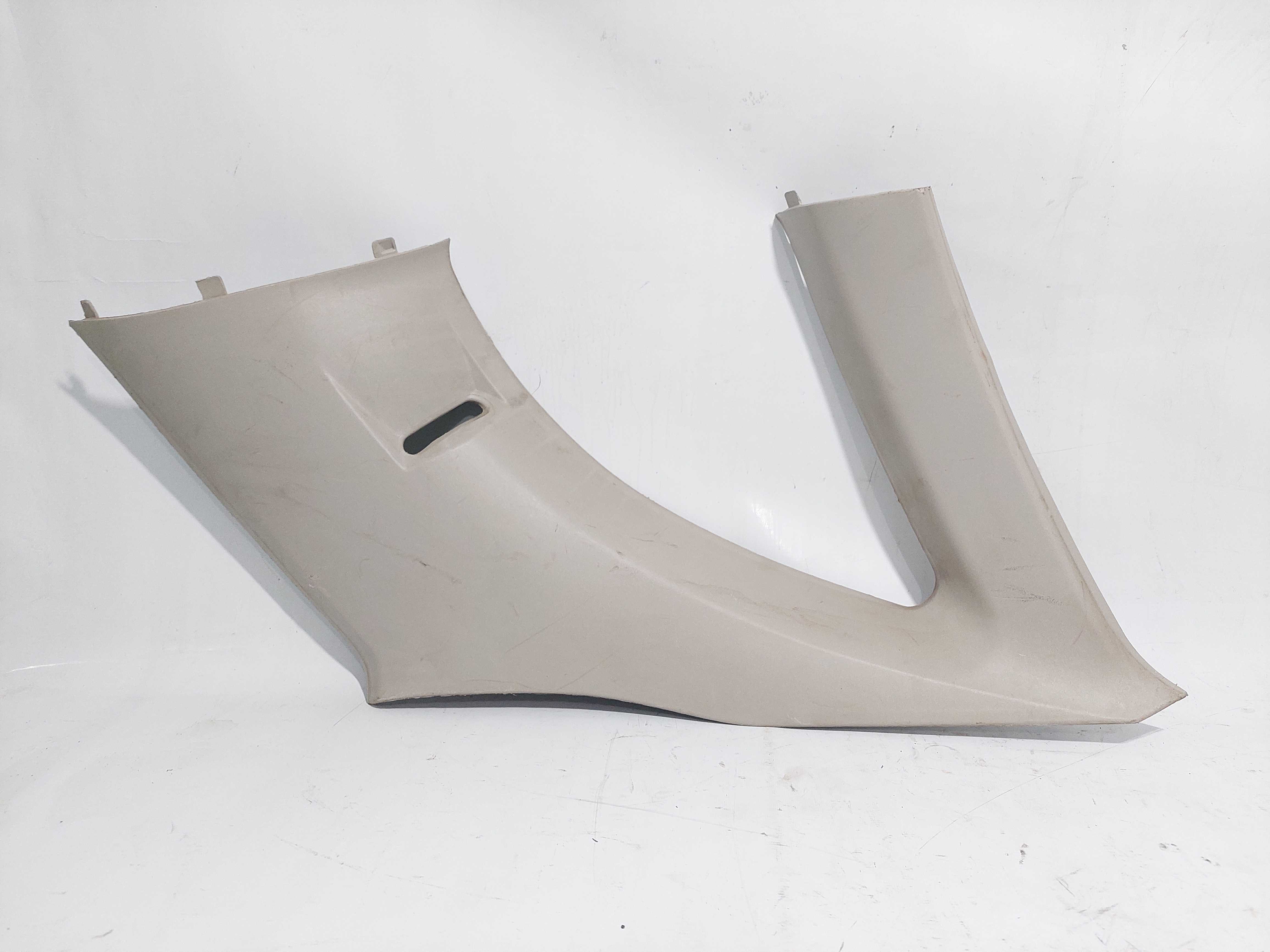 Moldura Coluna Traseira Direita Meriva 2002 Á 12 93368668 1