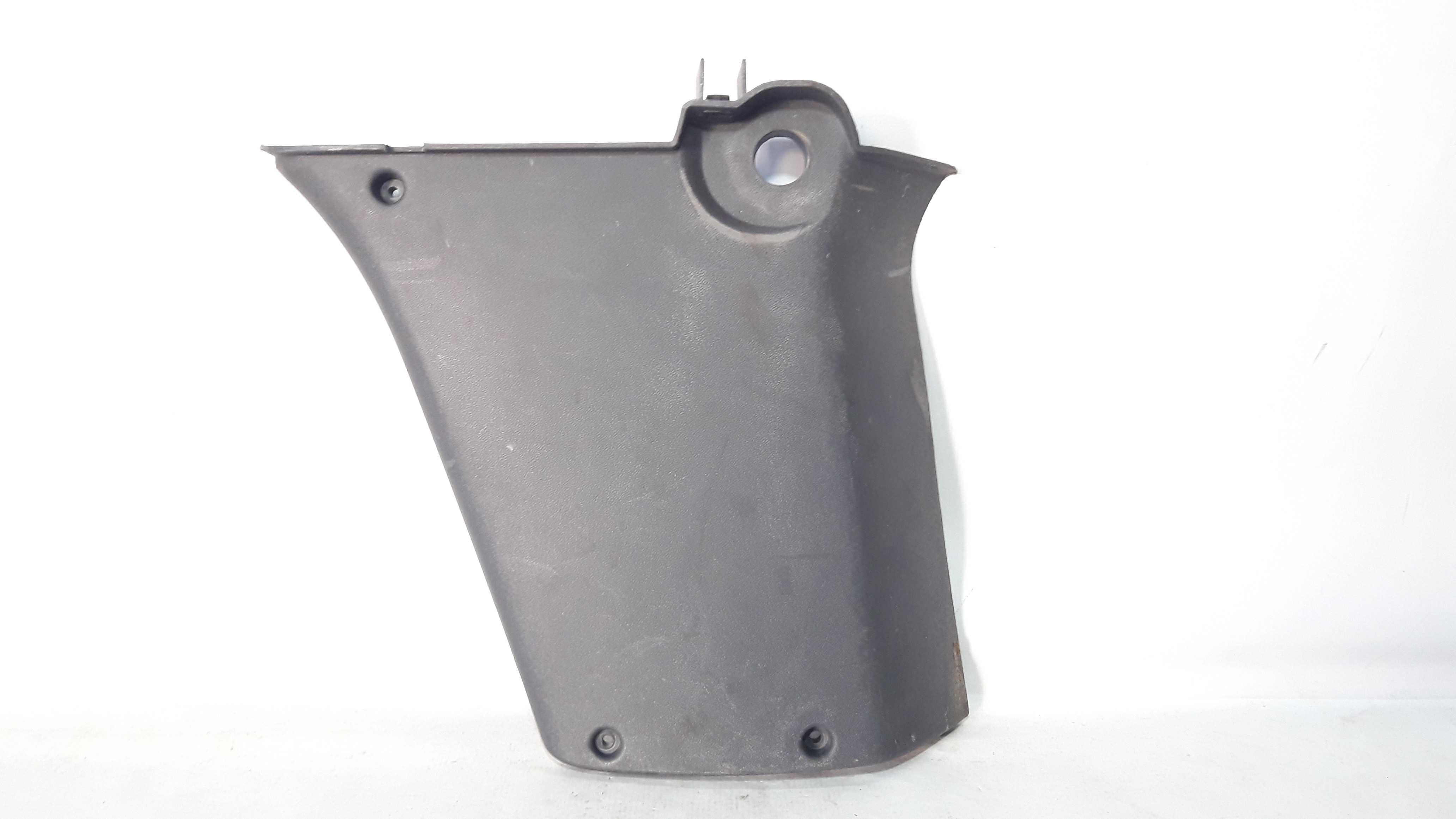 Moldura Esquerda Coluna Central Cinto Doblo Cargo 2/8 2