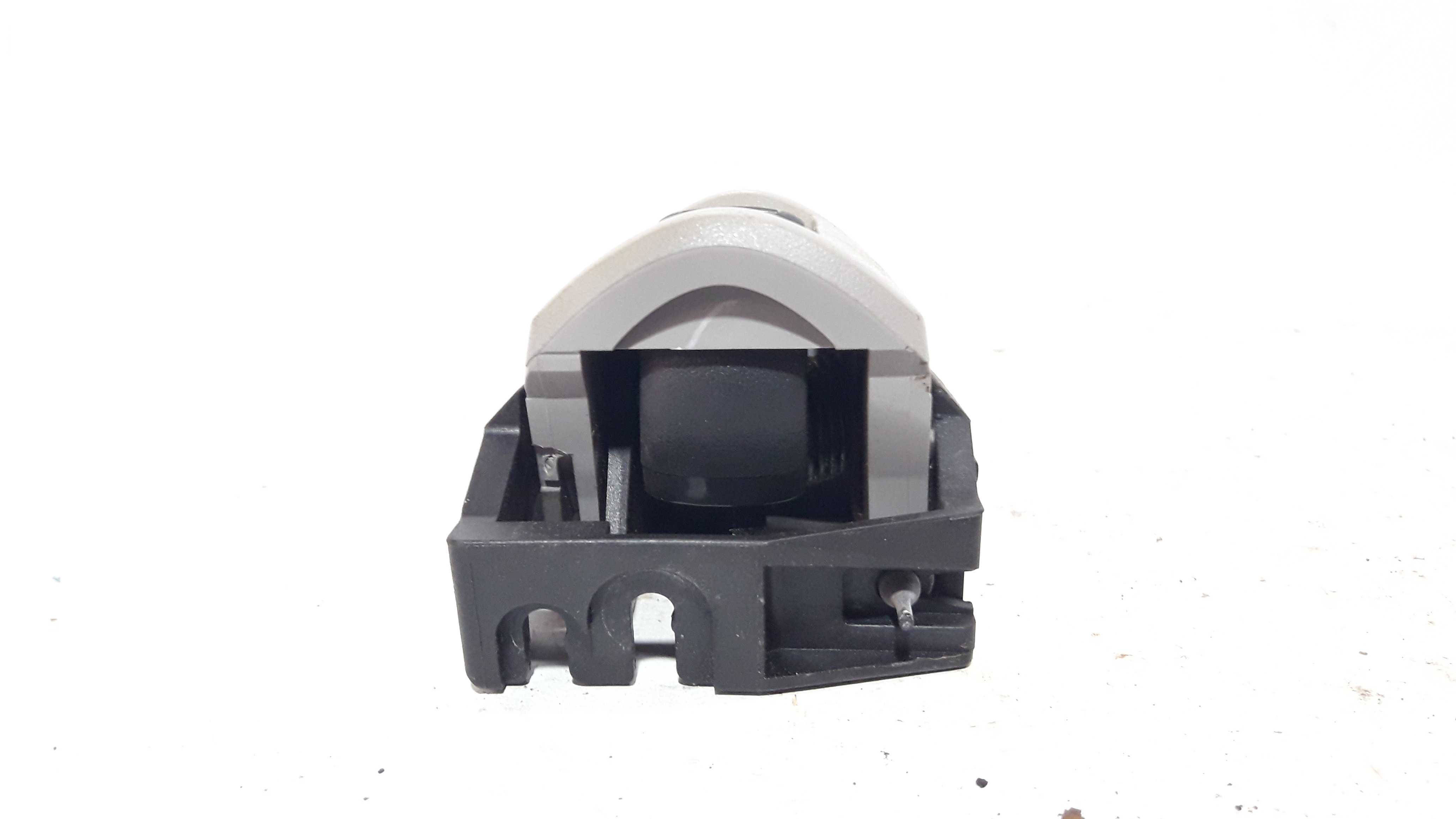 Maçaneta Interna Dianteira Esquerda Corolla 9/14 24504 – Cinza – Dianteira 5