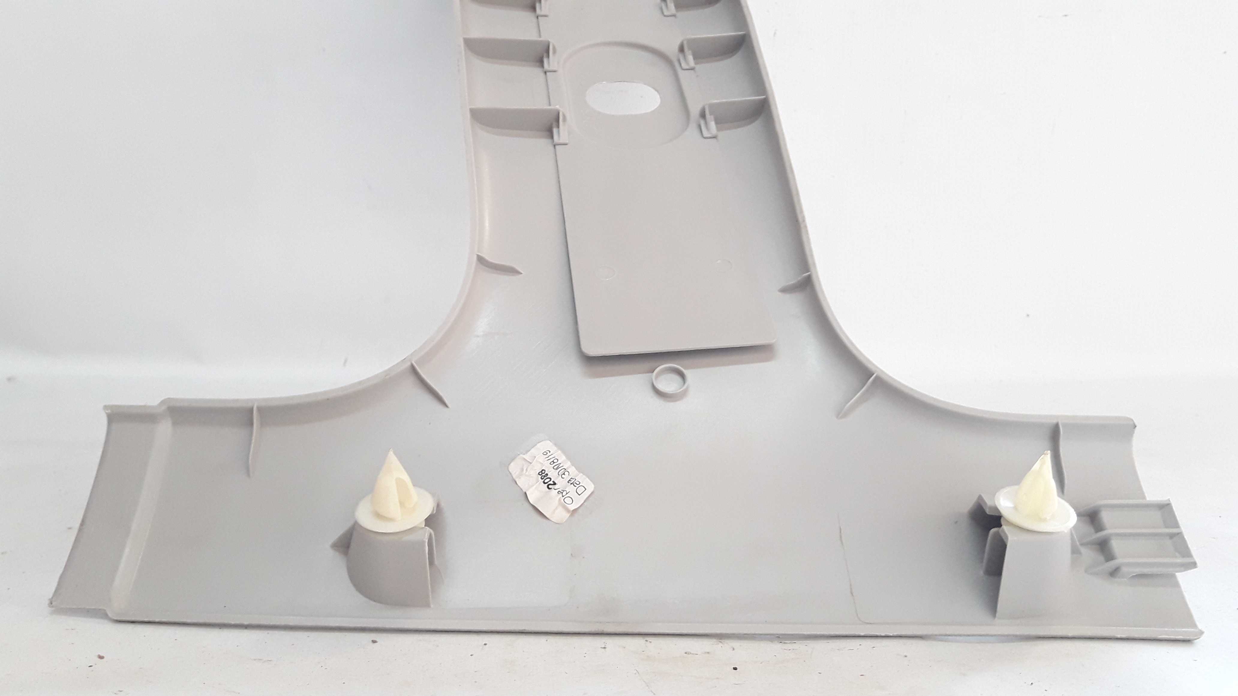Moldura Coluna Central Direita Fox Space 16 A 22 5z4867244 4