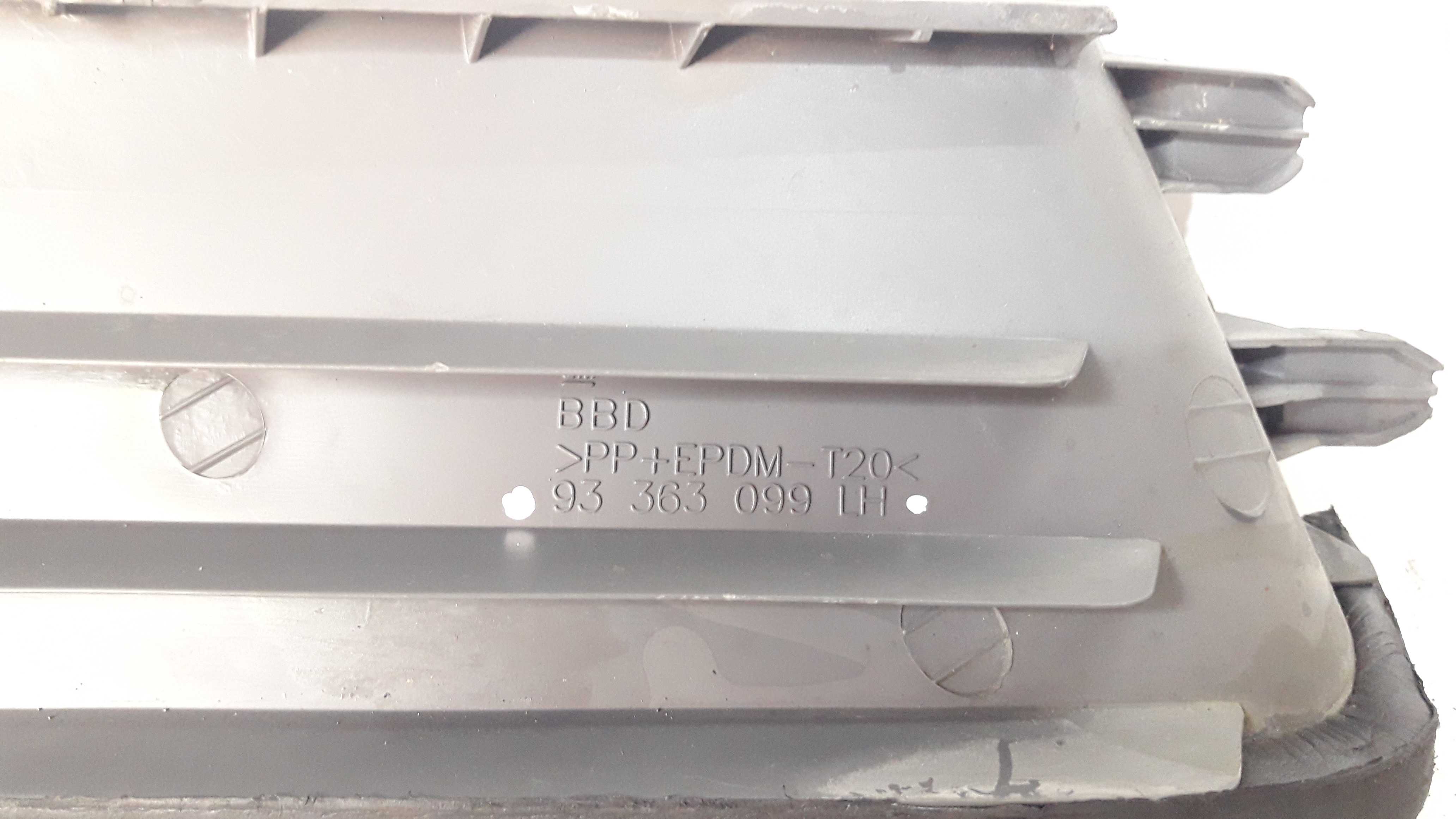 Moldura Esquerda  Painel Meriva 2/12 93363099 22406 Chumbo Acabamento 5