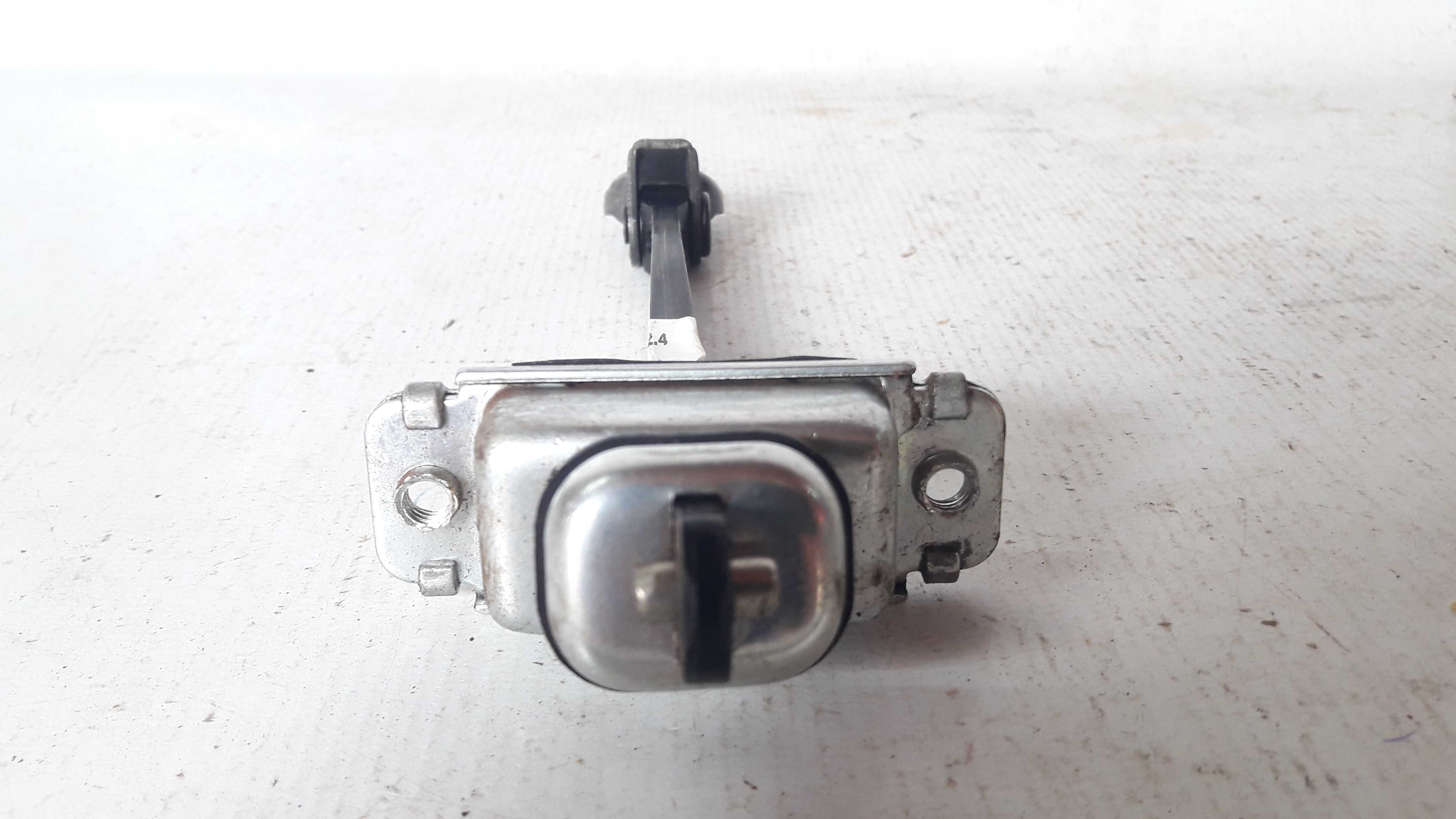 Limitador Porta Traseira Gm Captiva Sport 09/13 Original 3