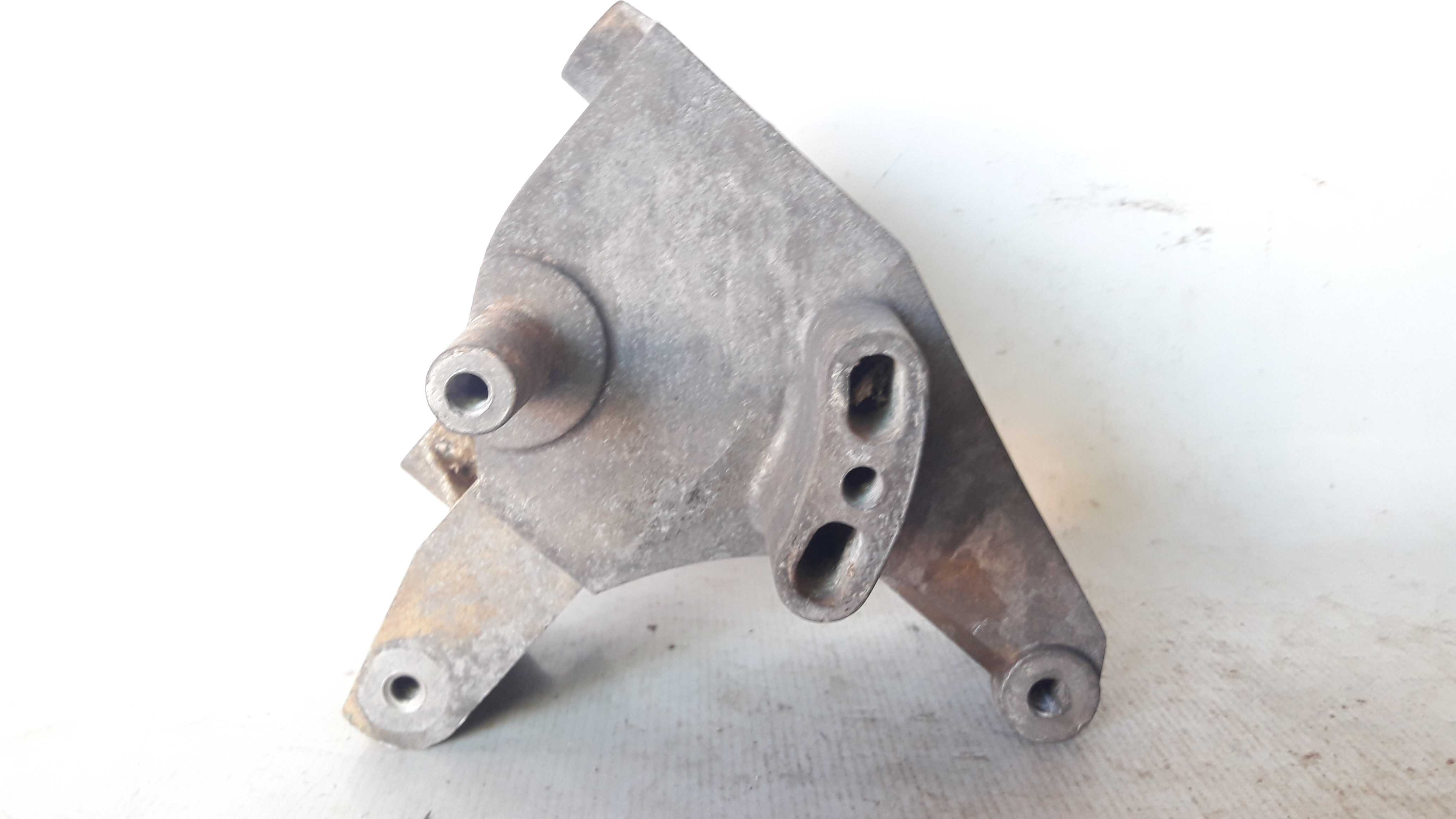 Suporte Alternador Fiesta Rocan Sem Ar 2004/2012 Original