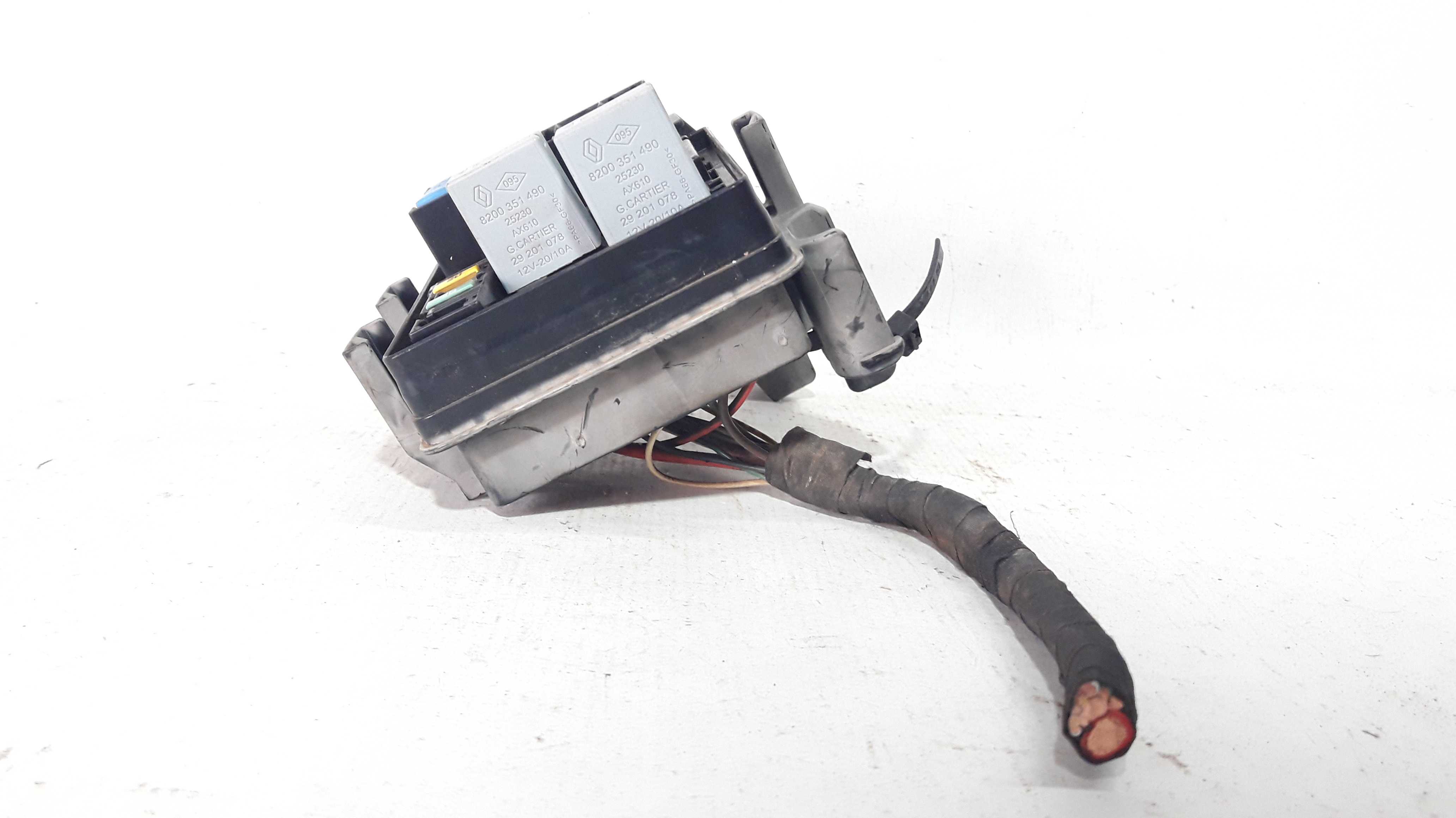 Caixa Fusíveis Fluence 2.0  12/15 243510001r 24885 1
