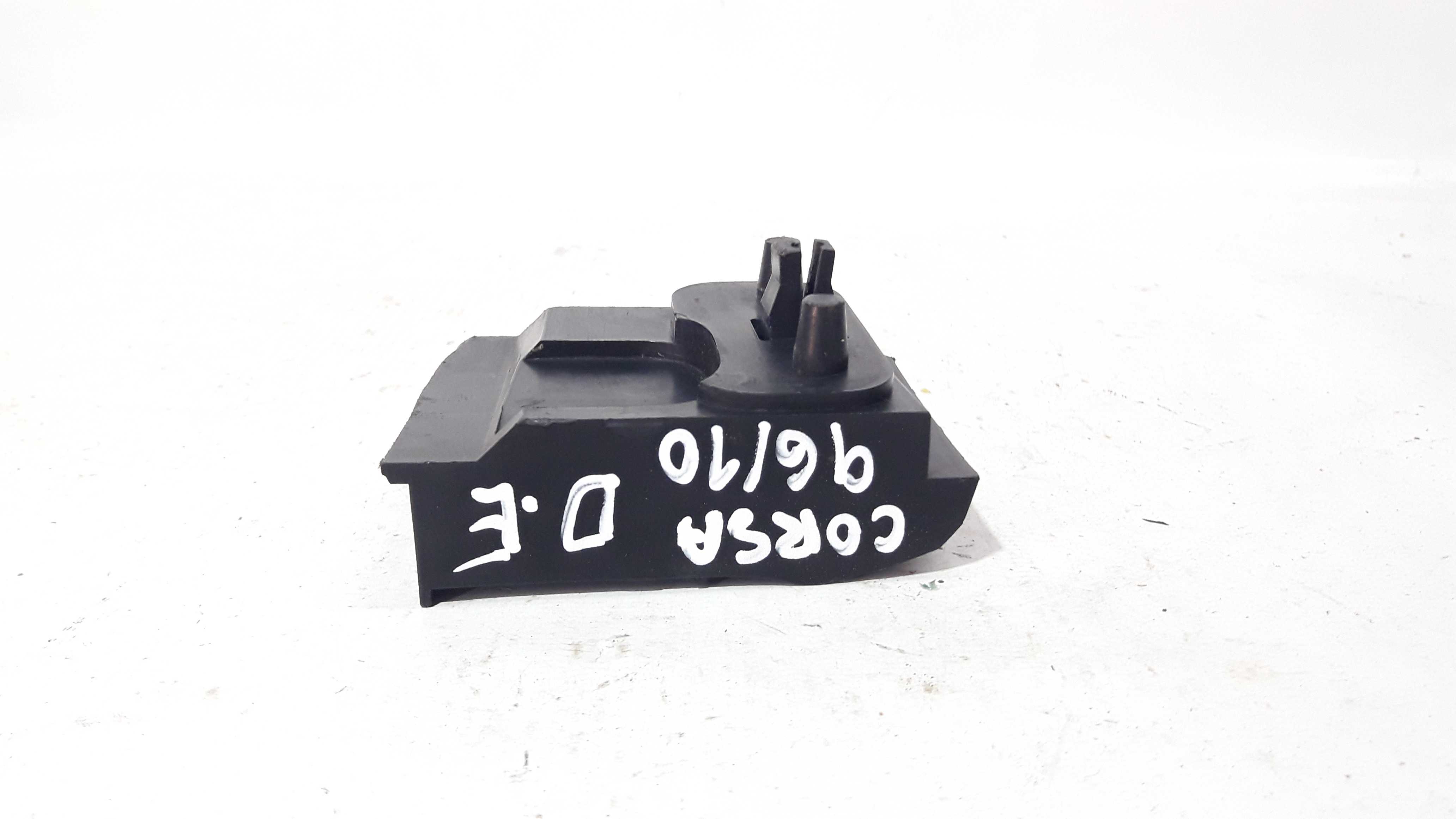 Guia Para-choque Dianteiro Esquerdo Corsa 96/10  23720 4