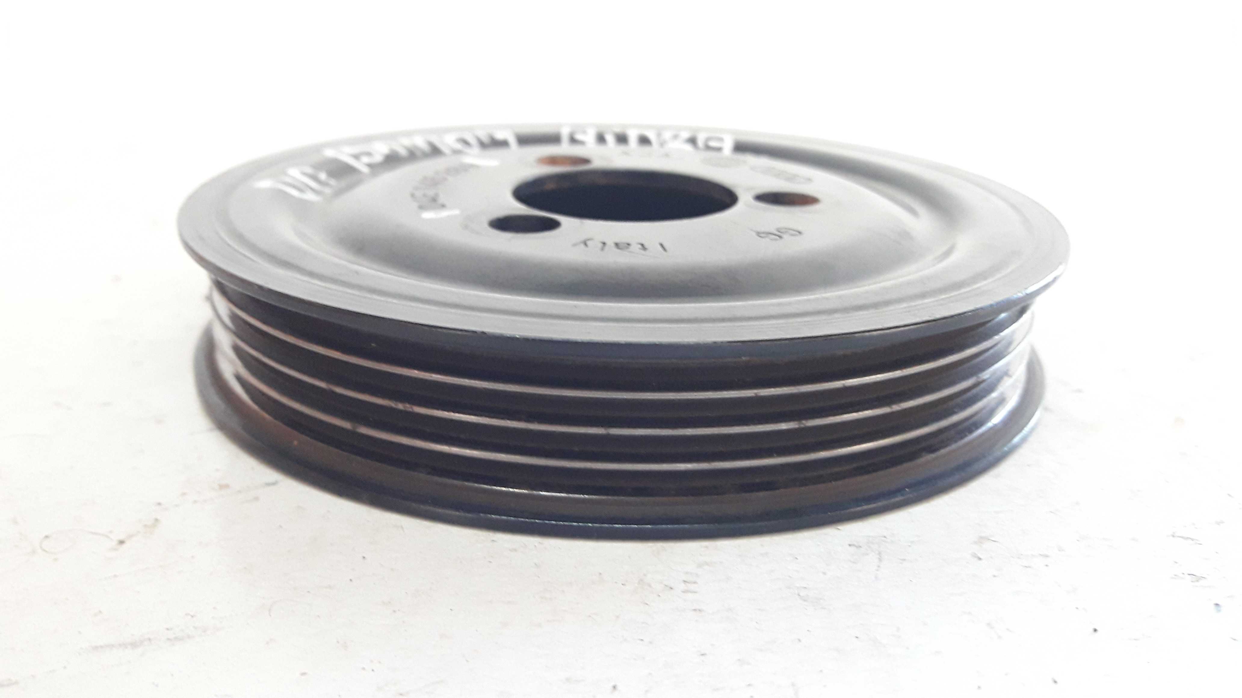 Polia Bomba Hidráulica Gol Voyage 1.0 3cc 16 A 18 04e145269 4