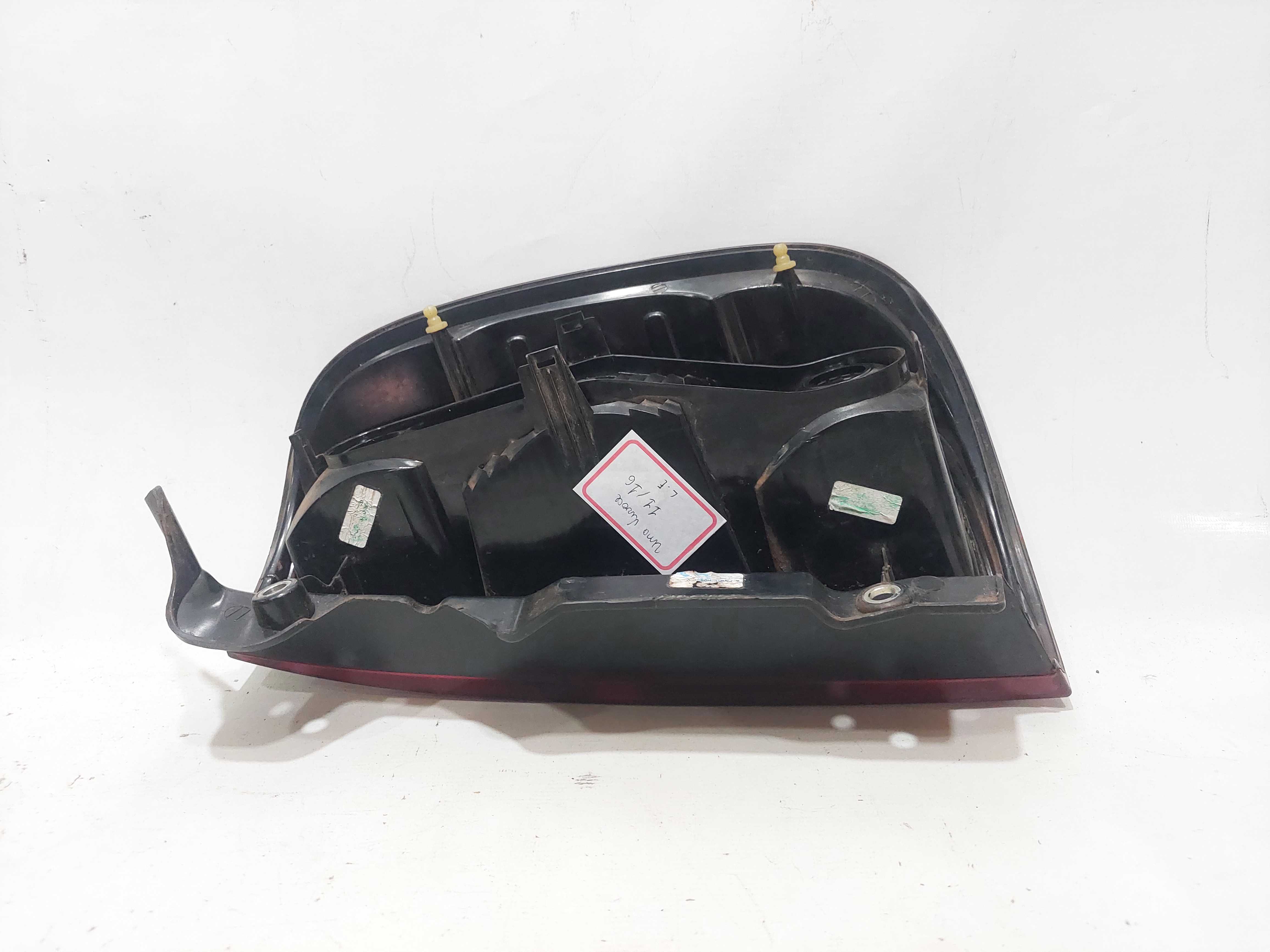 Lanterna Esquerdo Fiat Uno Vivace 2011 2012 2016 Original 2