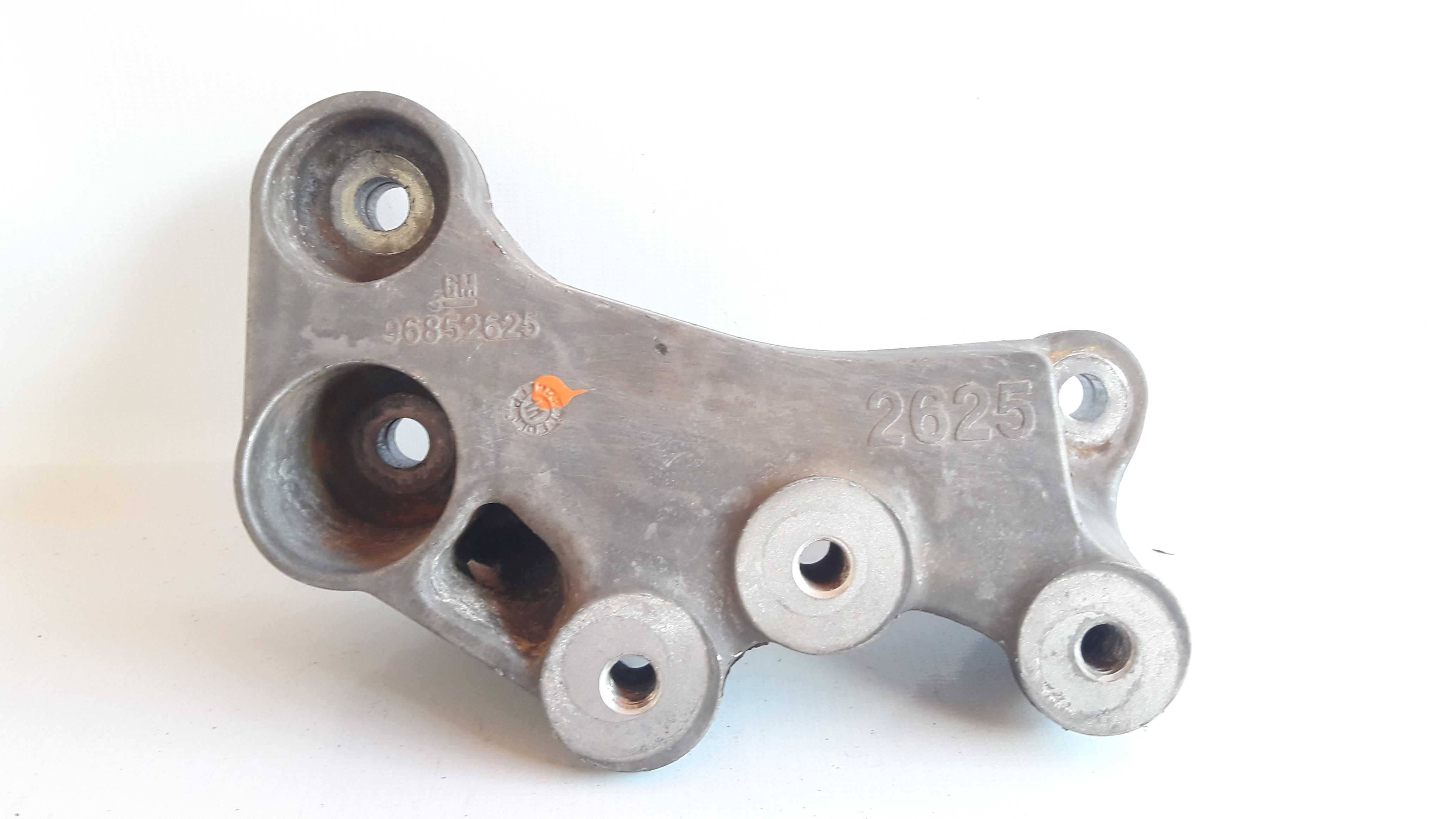 Suporte Esquerdo Fixação Coxim Cambio Celta Prisma 1.0 07/10