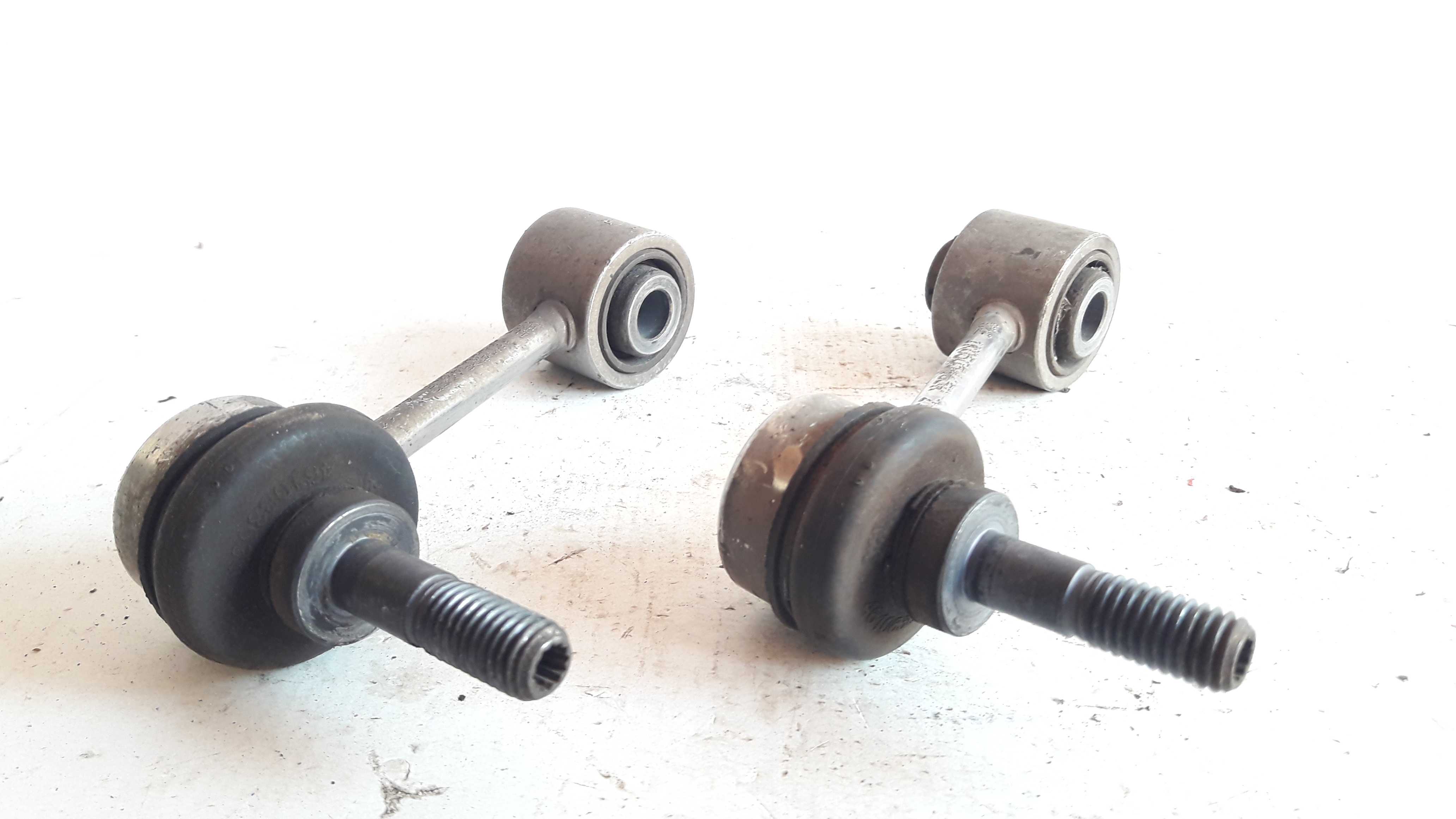 Par Pivo Eixo Traseiro Vw Jetta Tsi 2.0  10/14 3