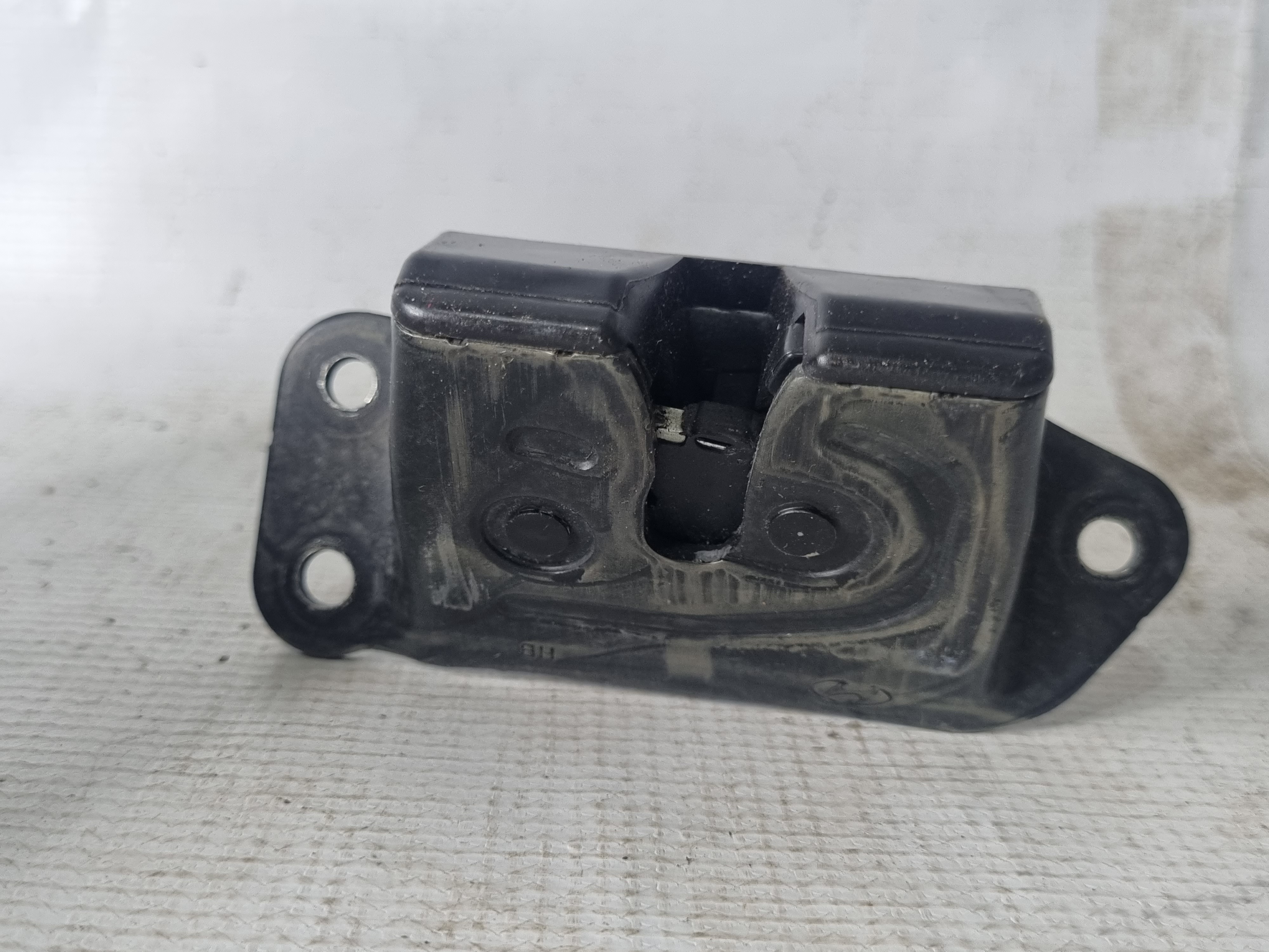 Fechadura Elétrica Tampa Porta Malas Traseiro Hb20x Original 4