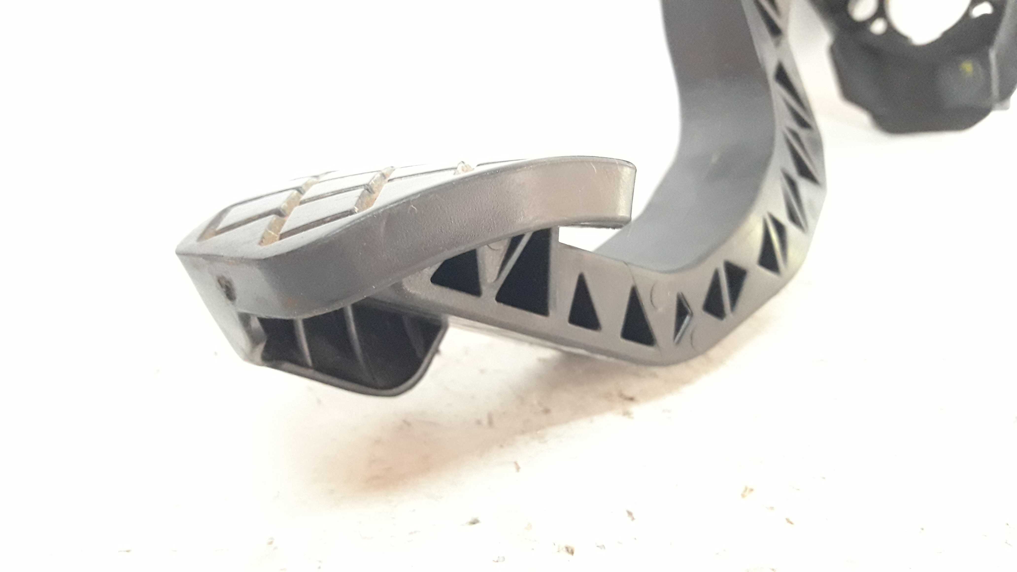 Pedal Embreagem Fox 1.6 8v 16 A 22 5z0721059g 8