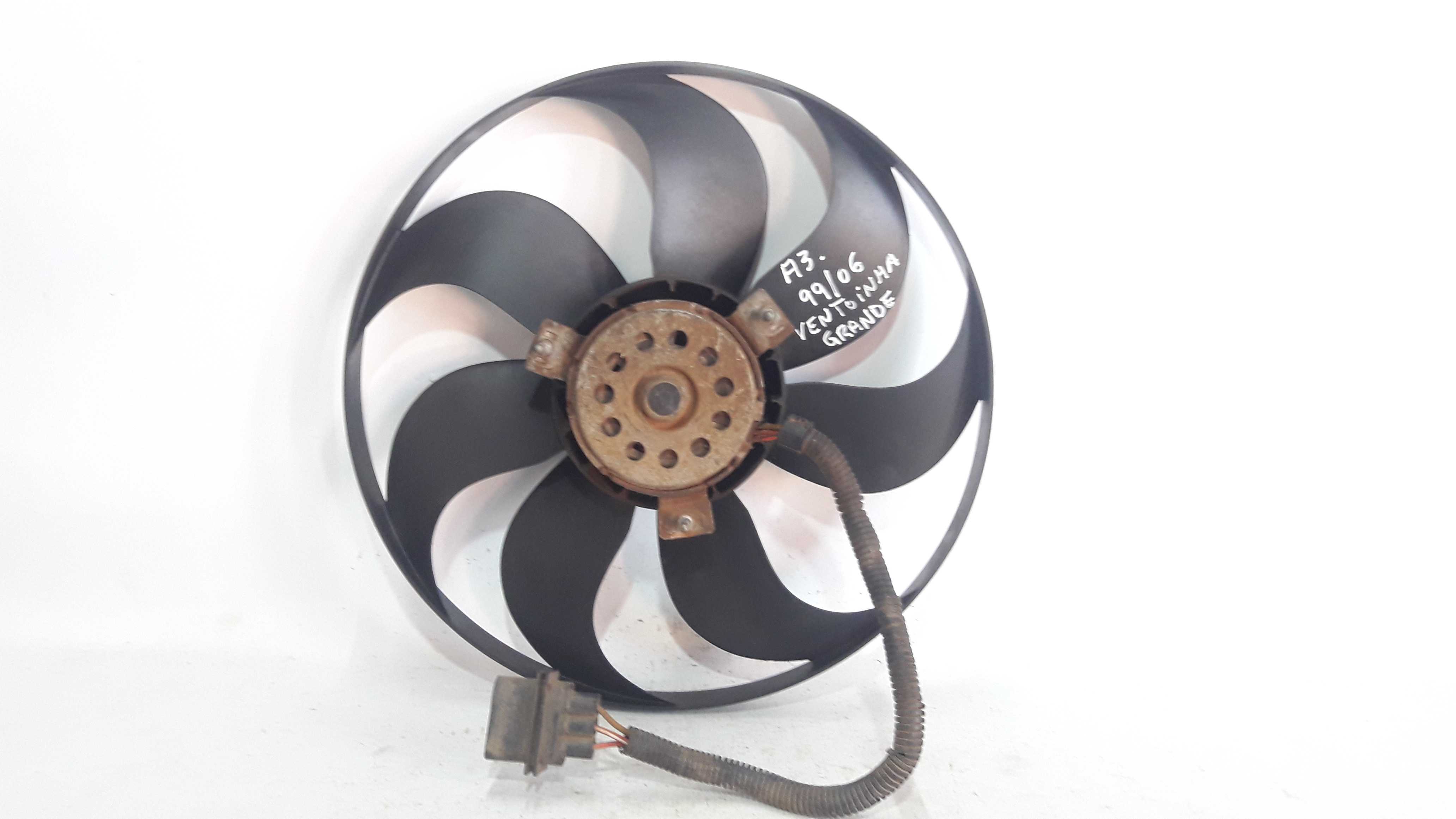 Ventoinha Eletroventilador Grande Audi A3 99/6 6q0959455q 4