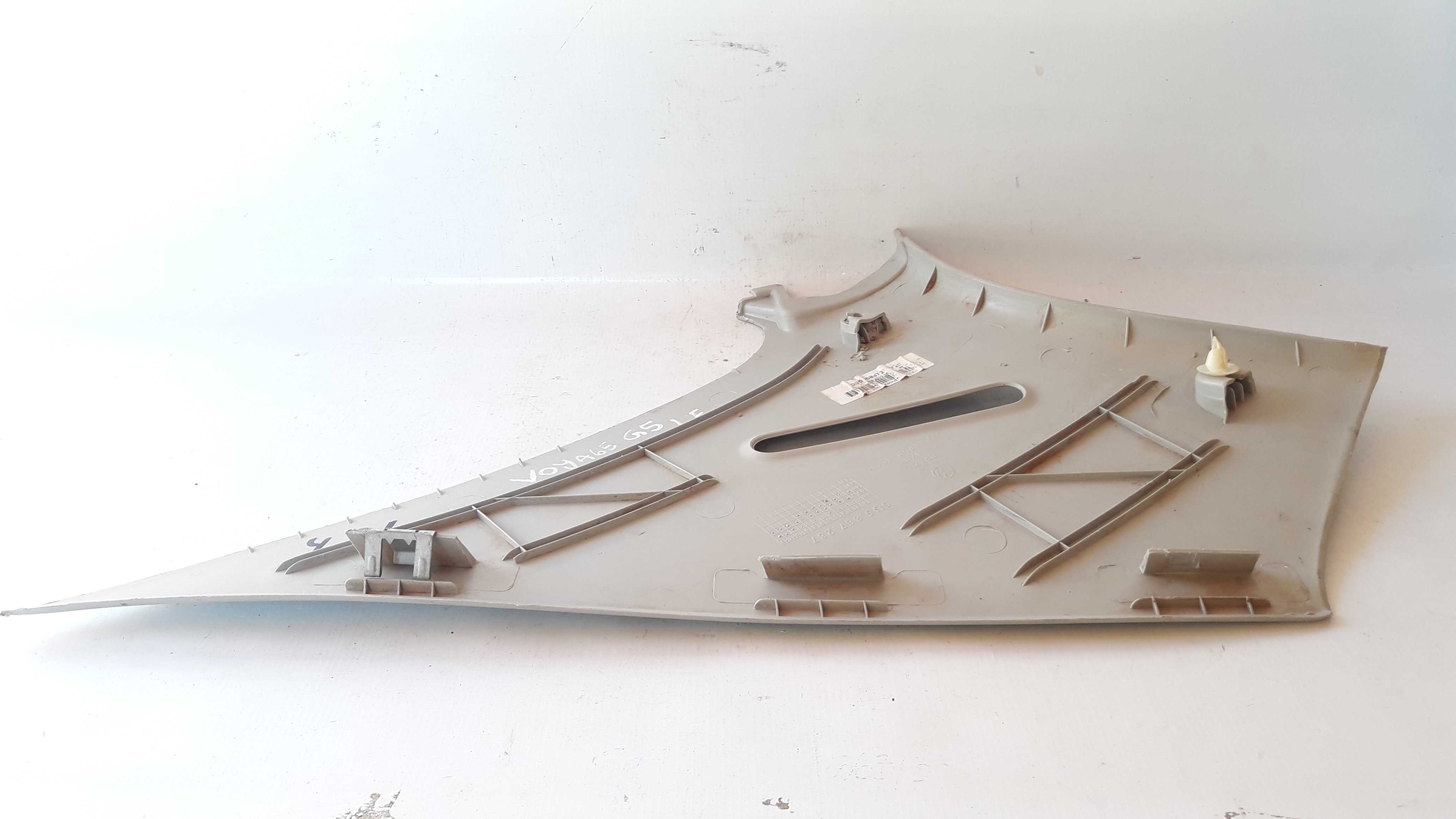 Moldura Coluna Traseira Esquerdo Voyage G5 5u5867287 5