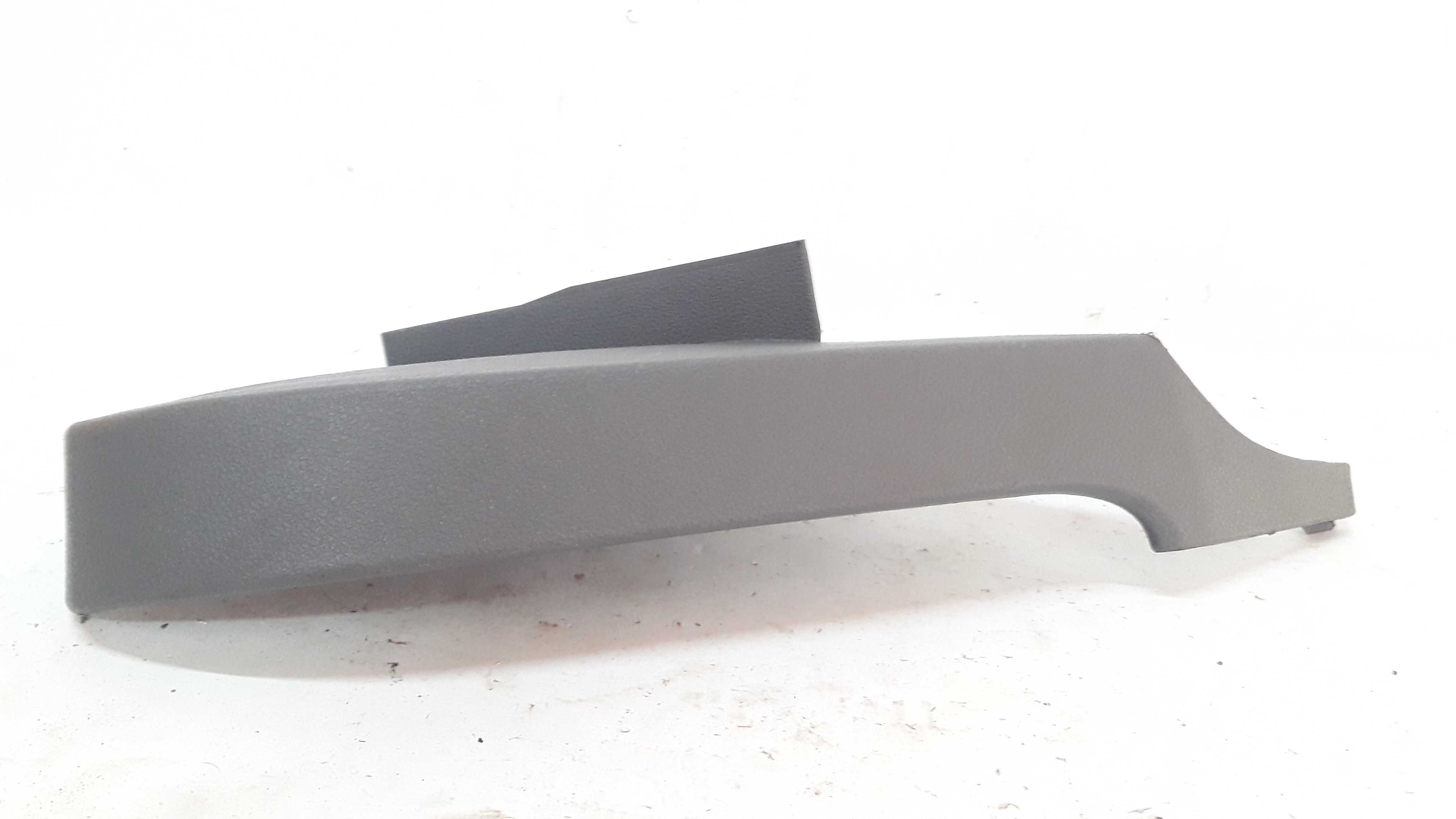 Moldura Direira Painel Focus 09 A 13 4m51a0044c60 4