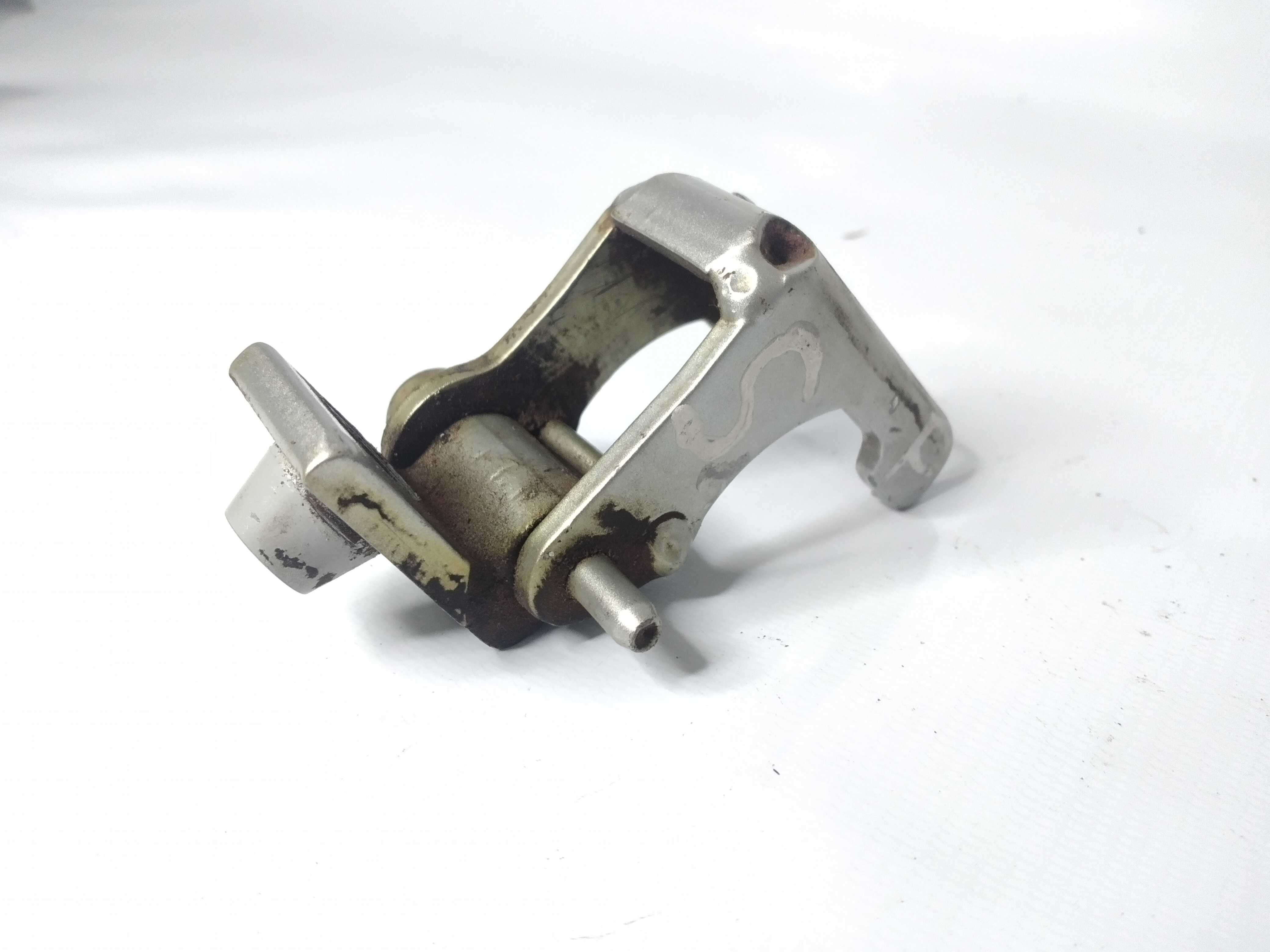 Dobradiça Porta Traseira Direita Superior Peugeot 206