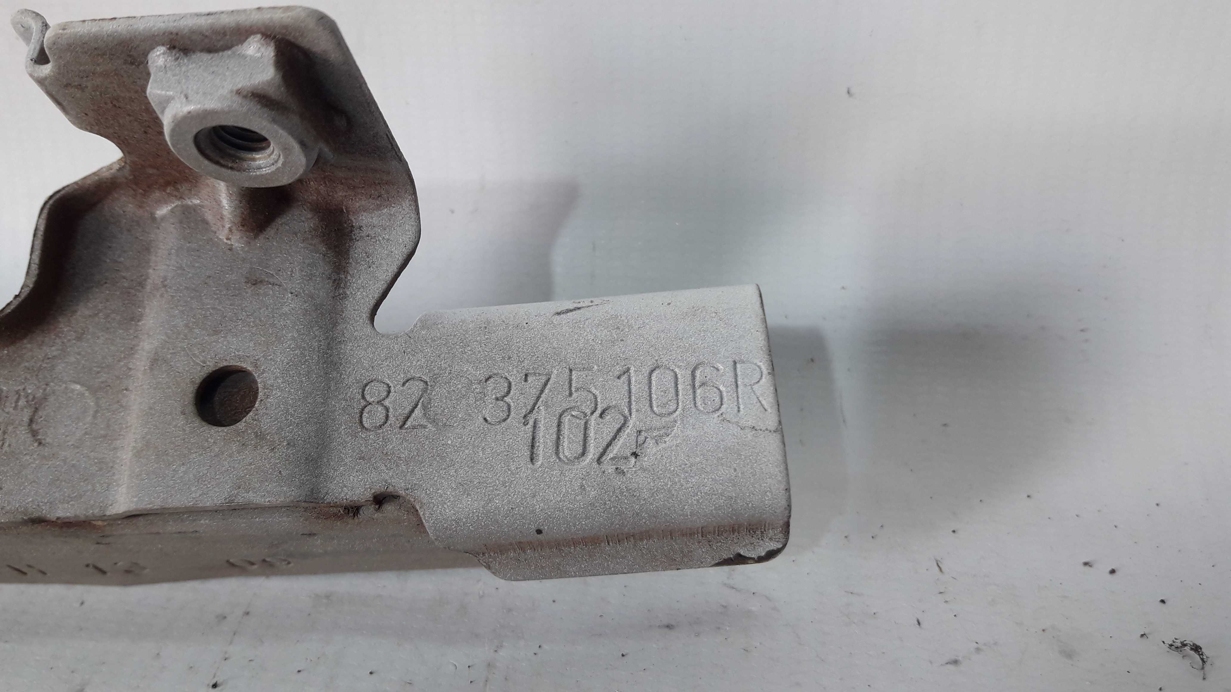 Guia Vidro Traseiro Direito Duster/oroch 12/19 822375106r 5