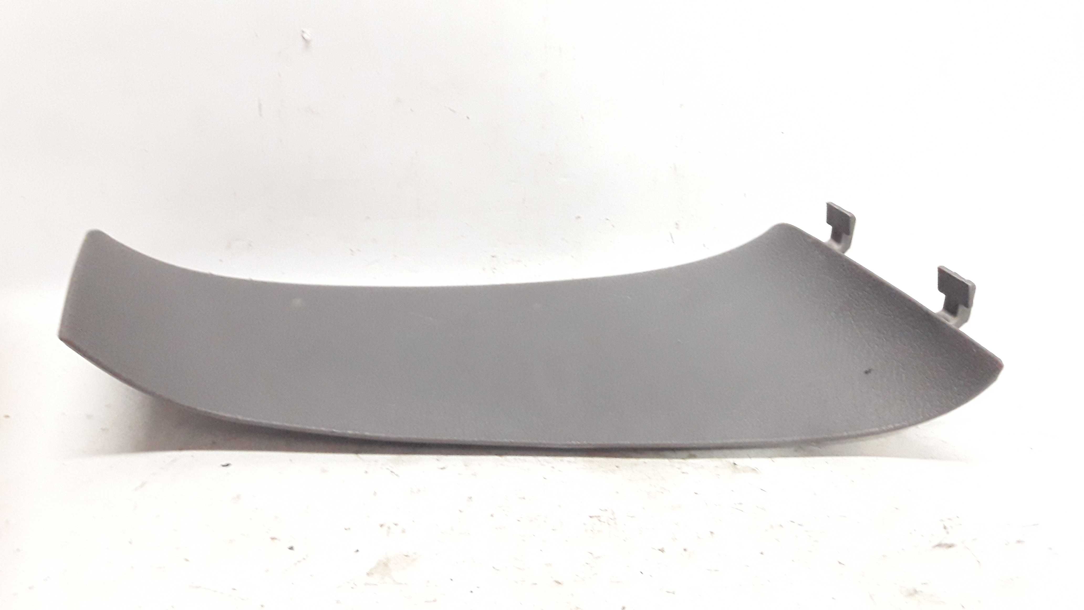 Moldura Interna Direita Porta Malas Peugeot 206 Sw 99 A 06 6