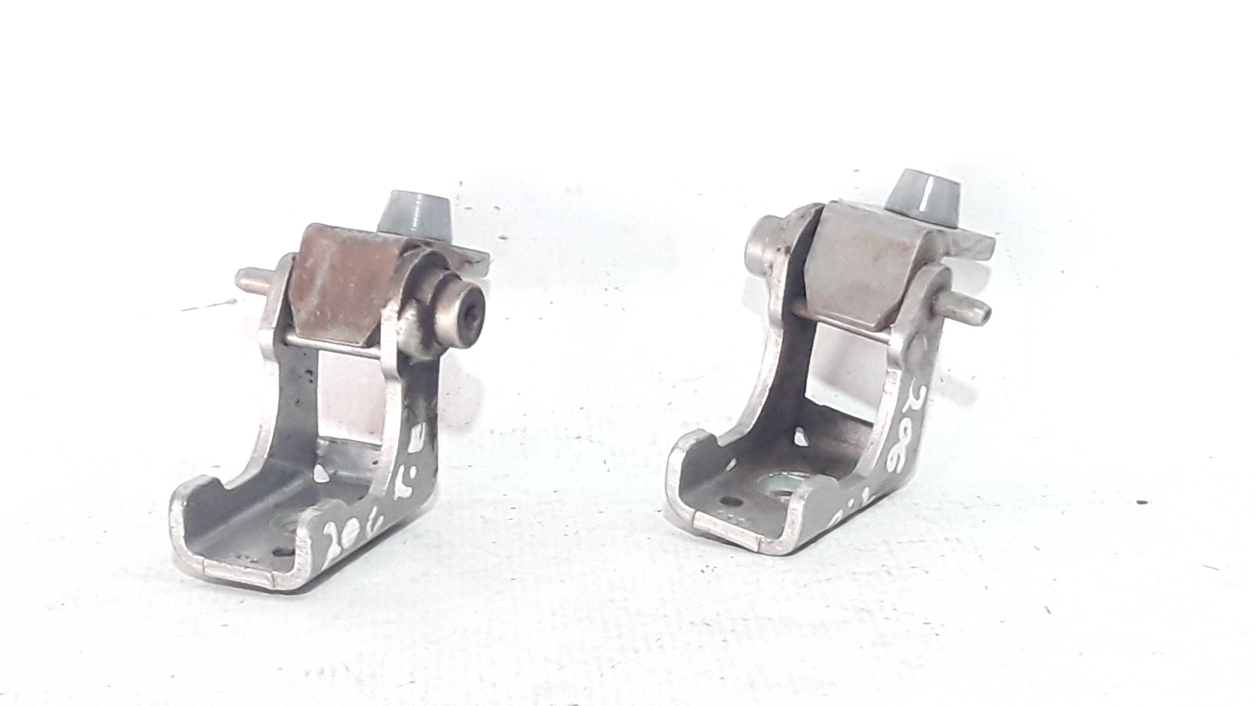 Dobradiça Traseira Esquerda Peugeot 206 25174 1