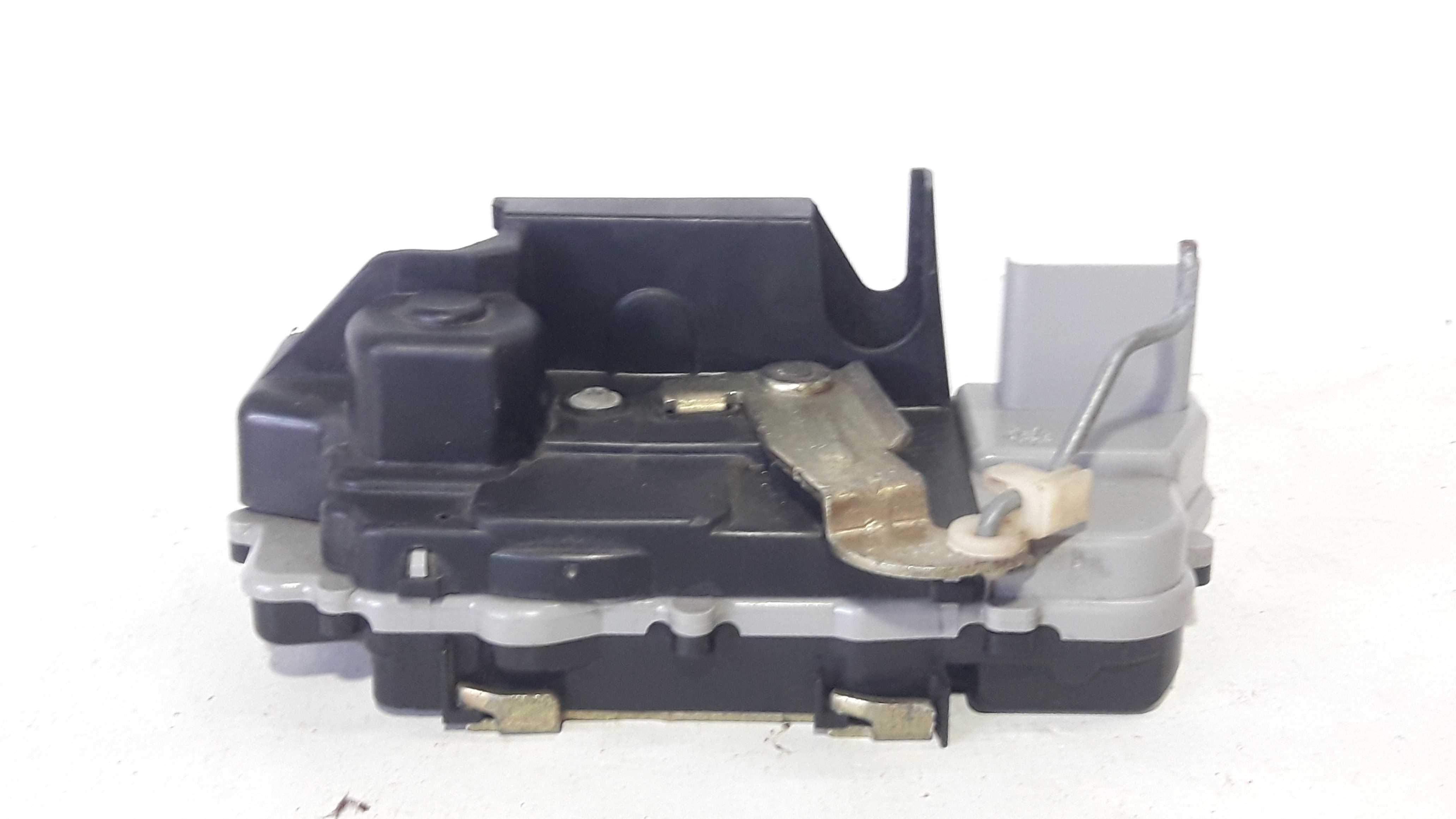 Fechadura Elet Traseira Esquerda Peugeot 206 25710 5