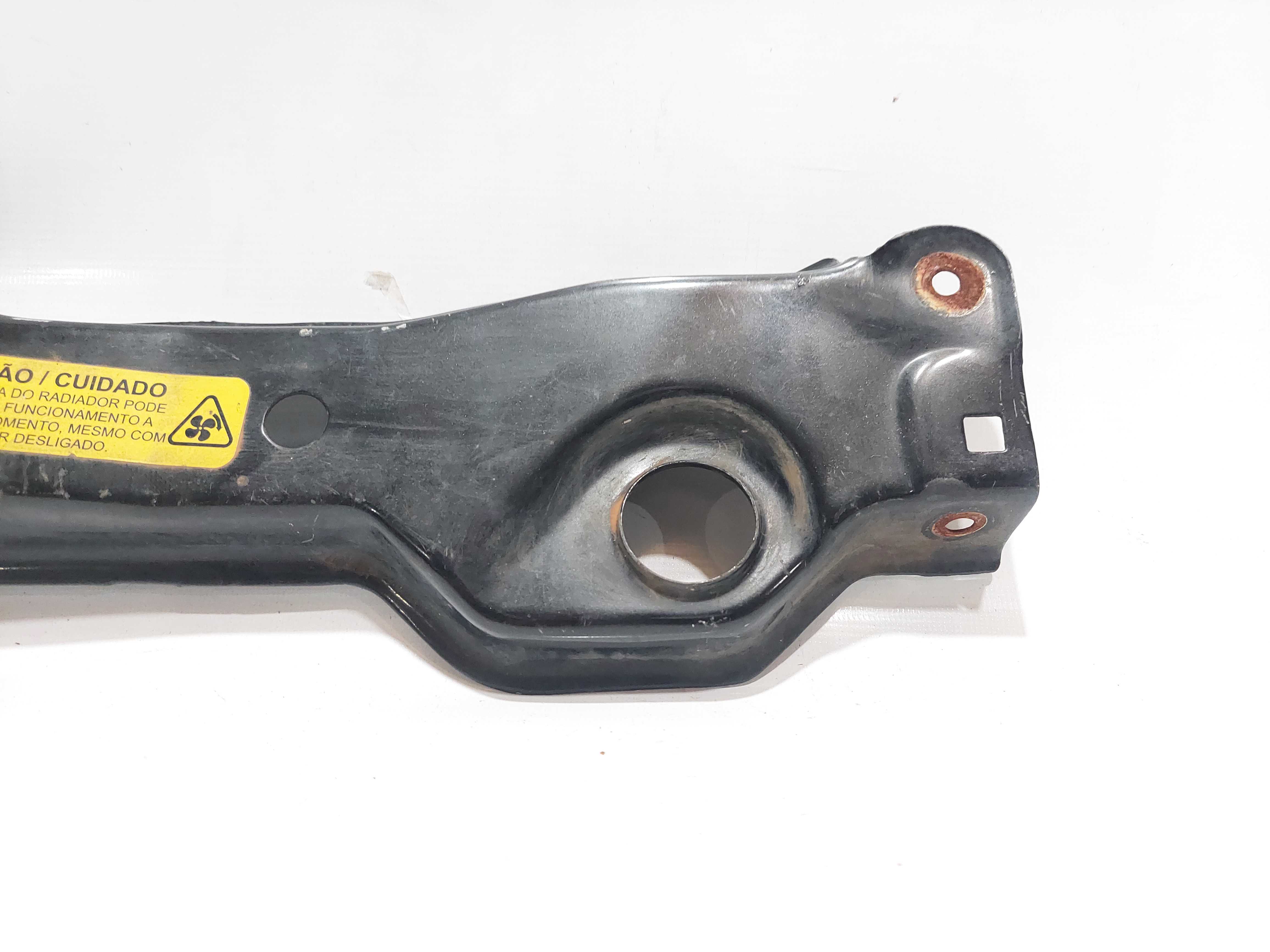 Travessa Superior Painel Frontal Chery Tiggo 2009 Á 2011 2.0 2