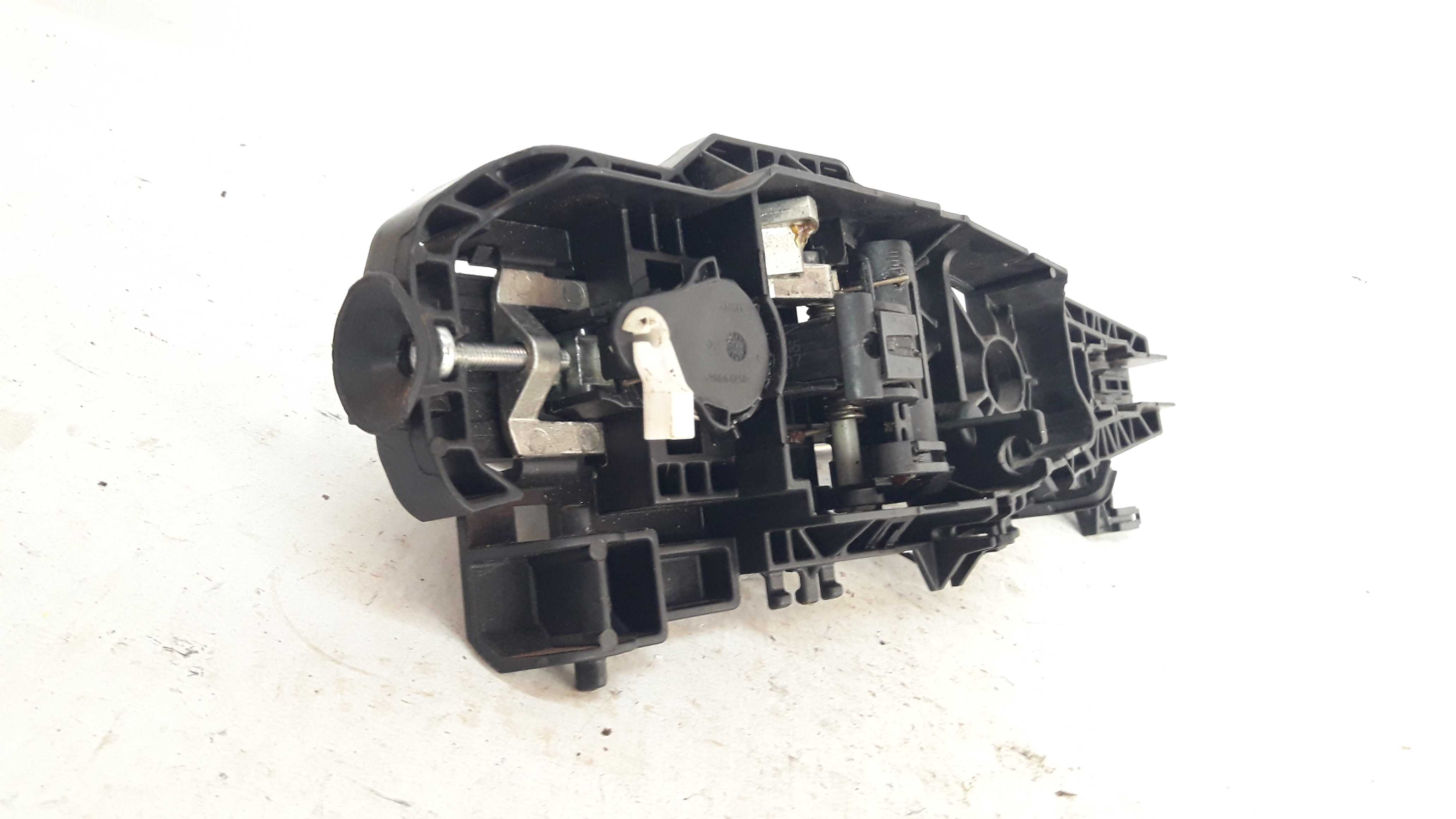 Maçaneta Externa Dianteira Esquerda Toro 16 A21 252107 Cromada Dianteira 6