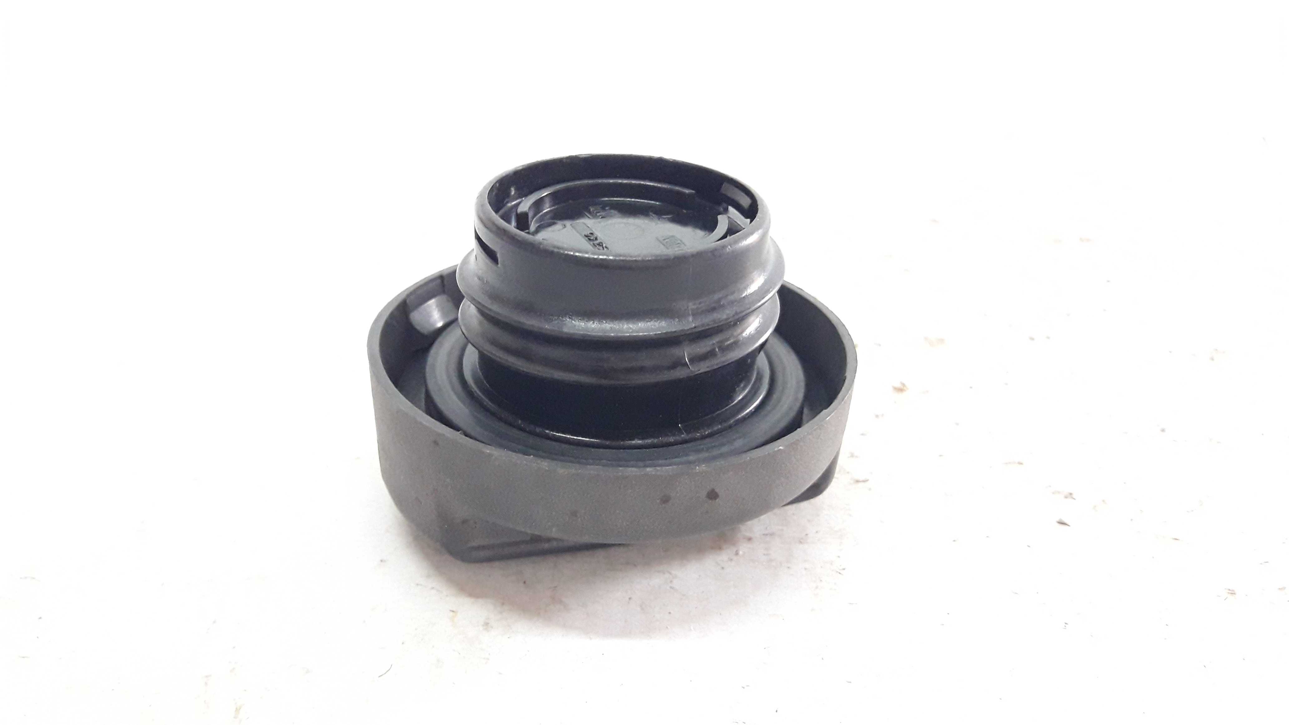 Tampa Gargalo Combustível S Chave Celta 7 A 16 93250890  Preto 2007 2