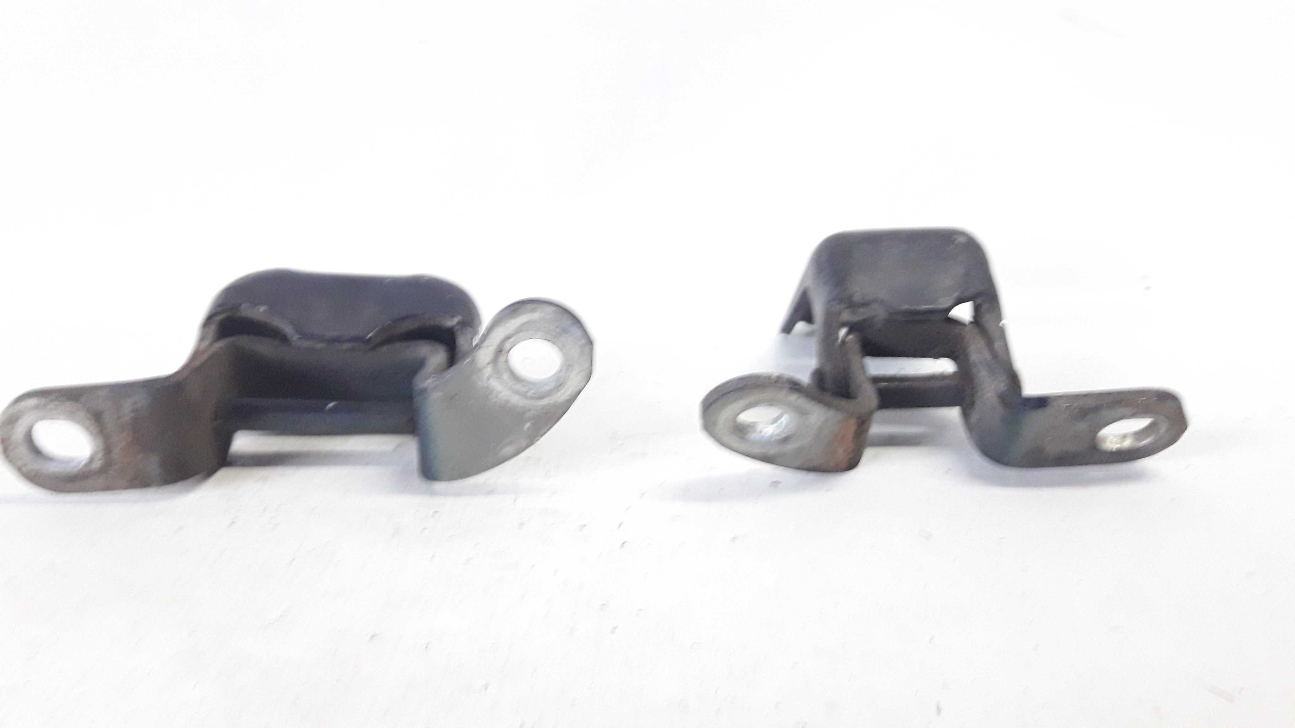Dobradiça Porta Traseira Direita Corolla 03/08 22389 2