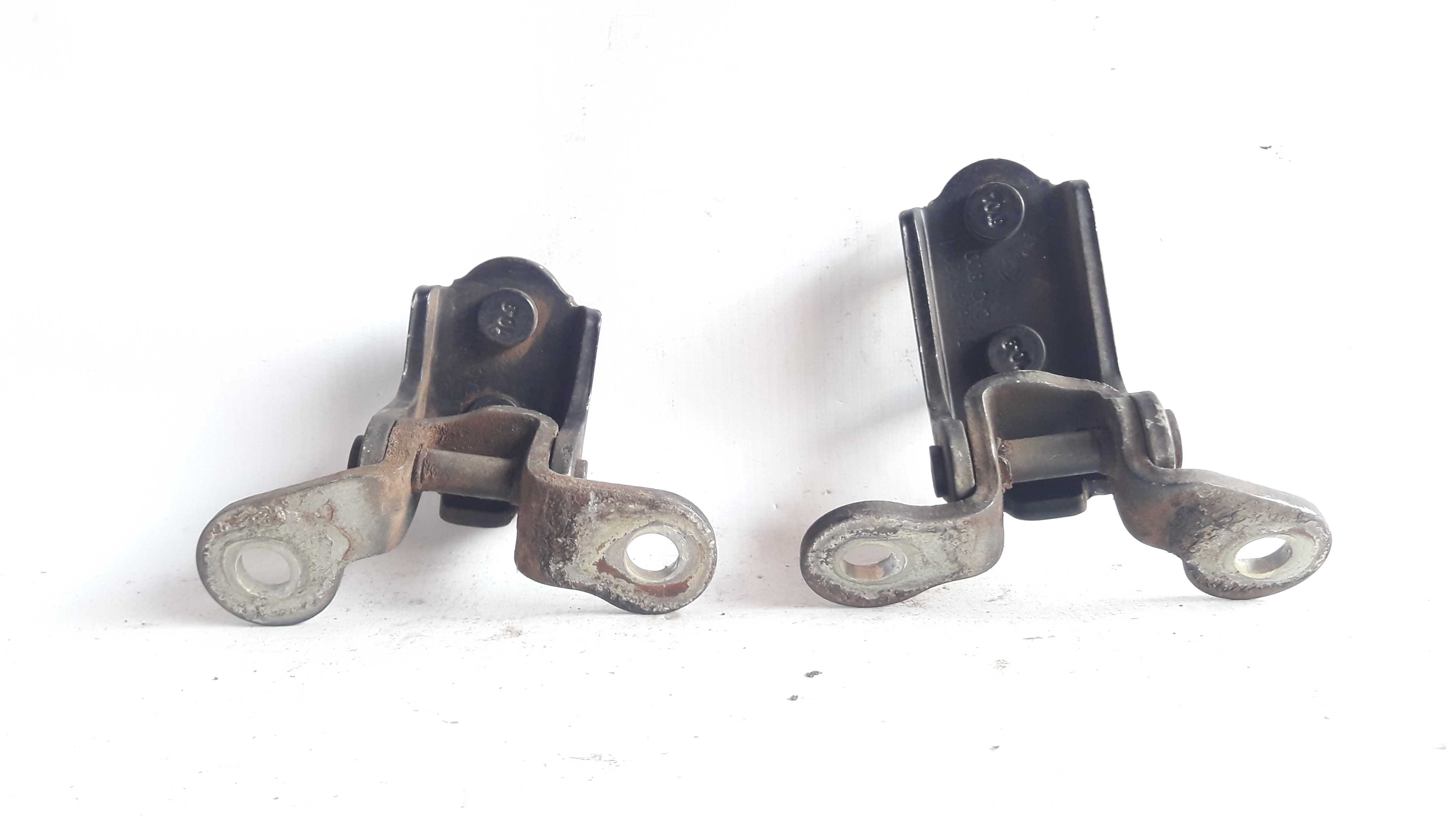 Dobradiça Porta Traseira Direita Chery Tiggo 2009 3