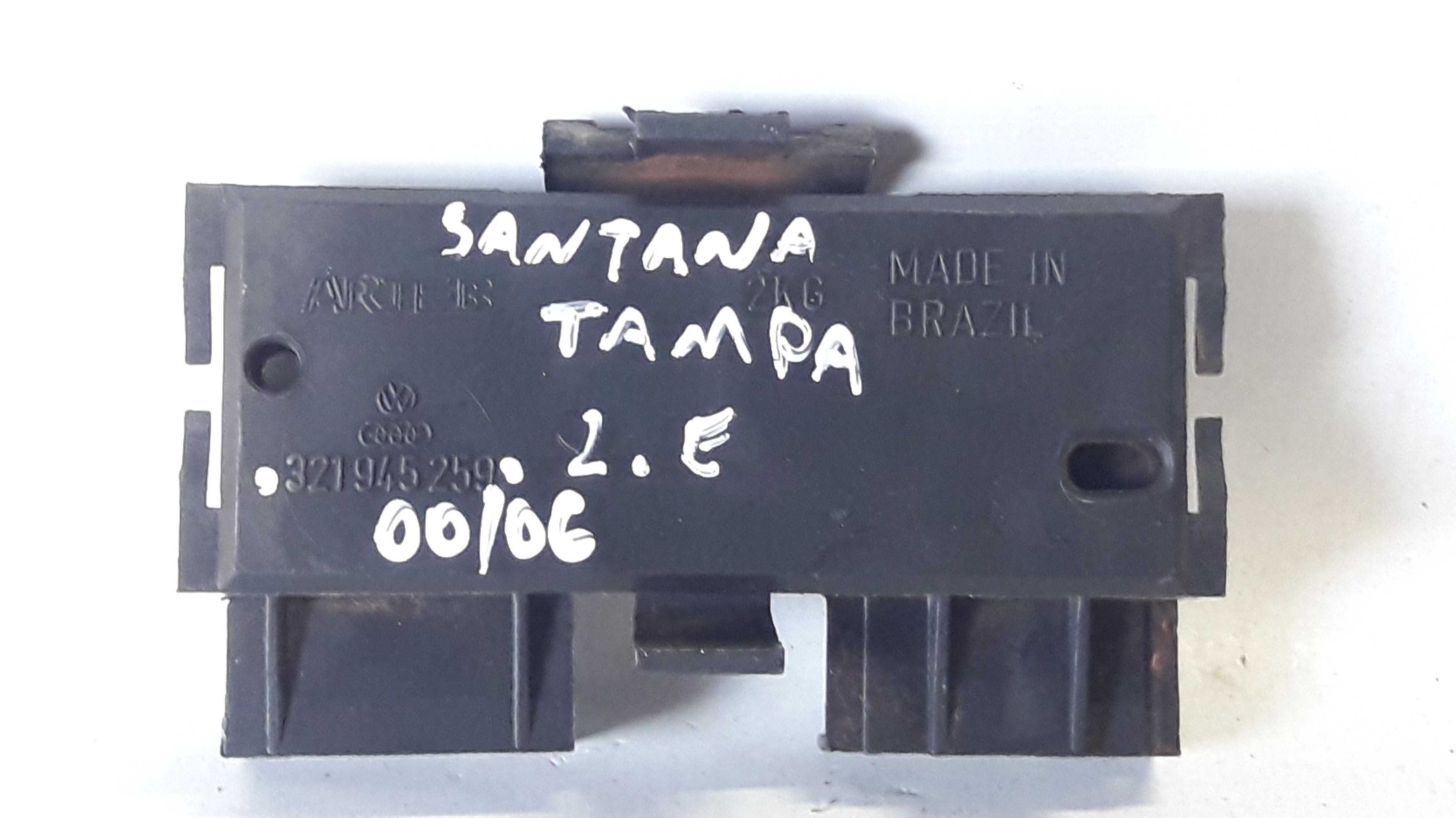 Circuito Soquete Lanterna Esquerda Tampa Traseira Santana   Esquerdo Vermelho 3