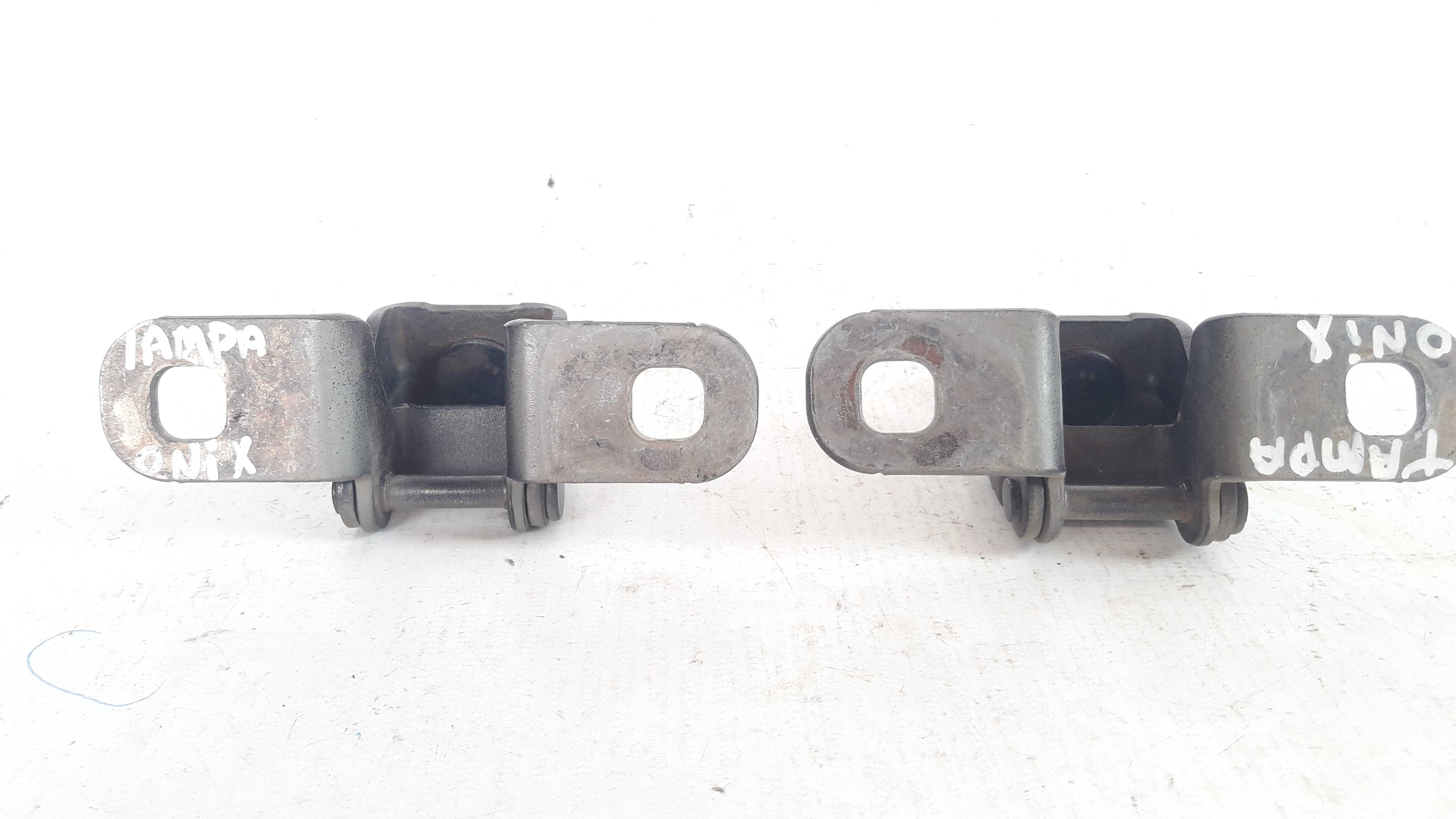 Par Dobradiças Tampa Traseira Gm Ônix 2012/2016 Original 1