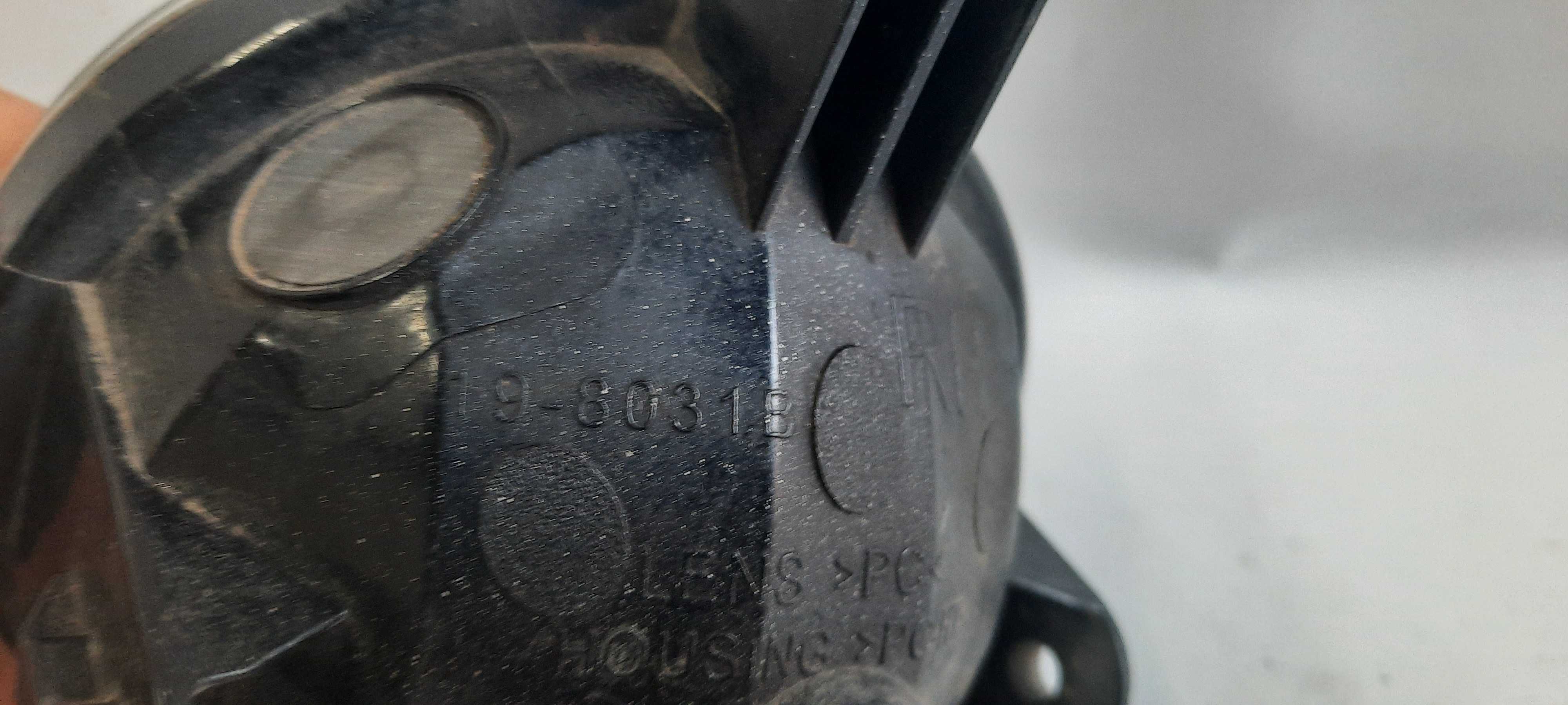 Farol Milha Direito Ônix Prisma 12 13 14 15 198031b  Transparente 5