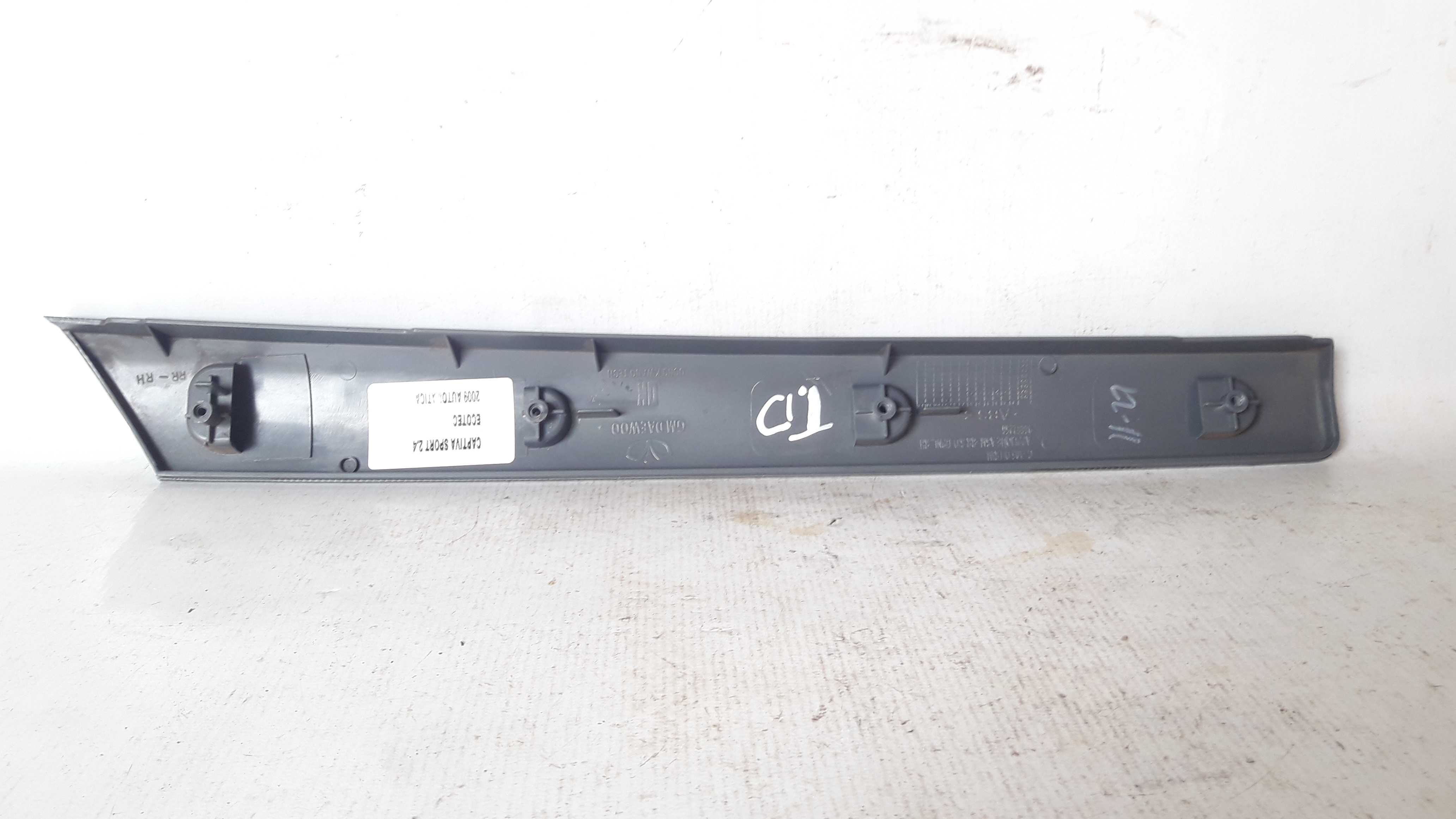 Moldura Aplique Int Traseira Direita Captiva Sport 09/13 2