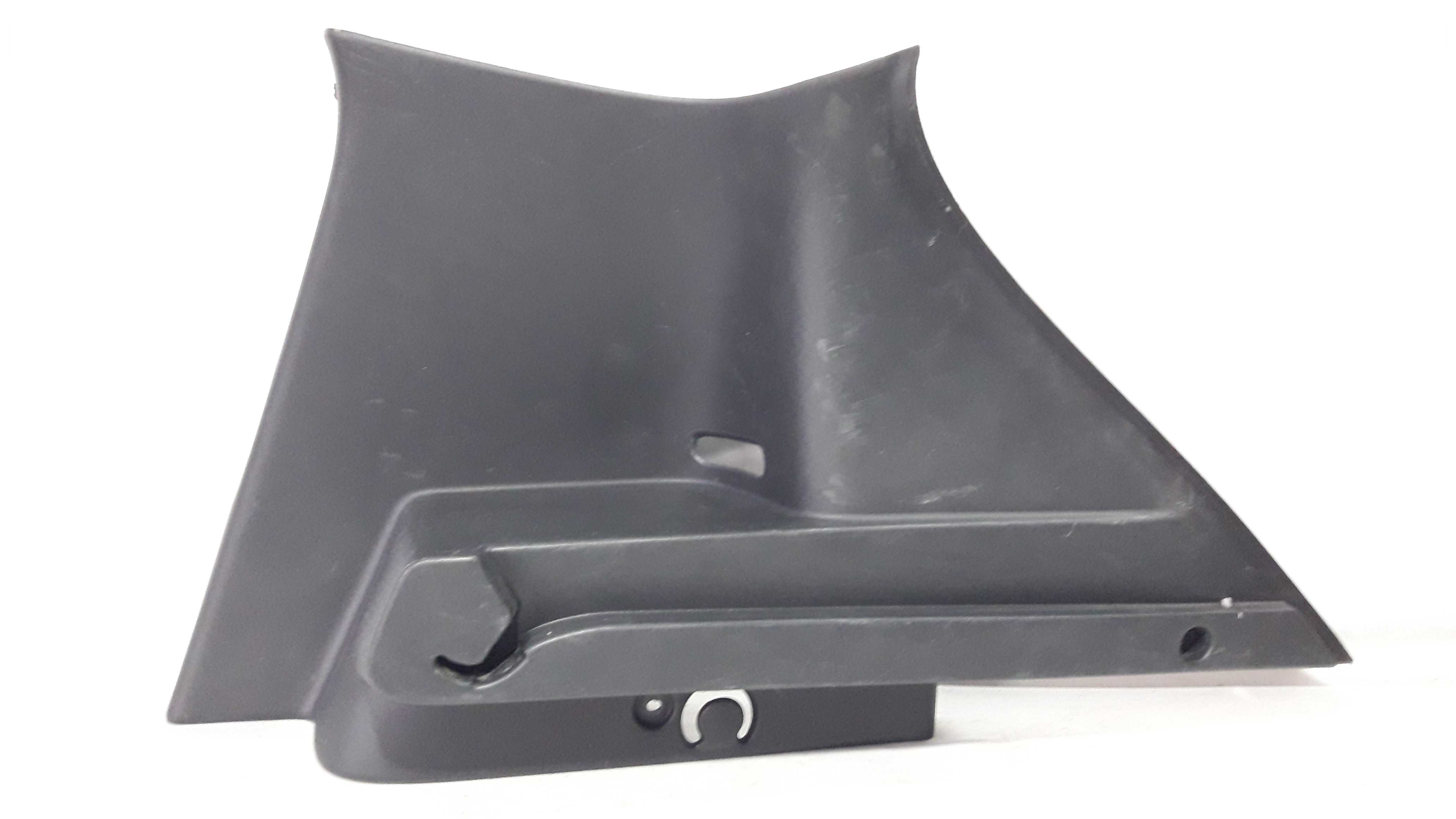 Moldura Traseira Direita Bagagito Sandero 15/20 769347288r Preto 1