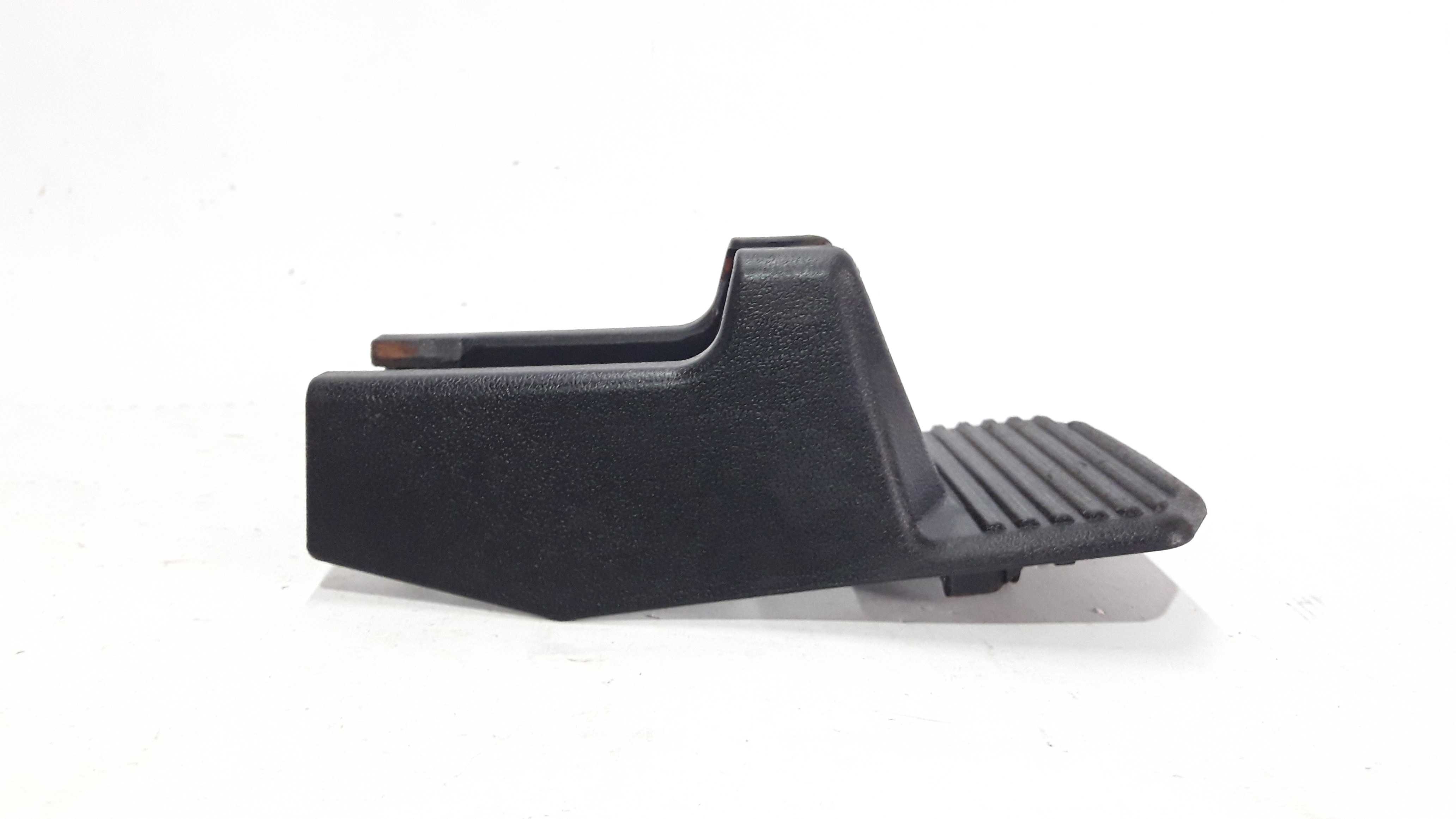 Moldura Trilho Banco Diant Esquerdo Hilux 16/20 72137-kk010 4