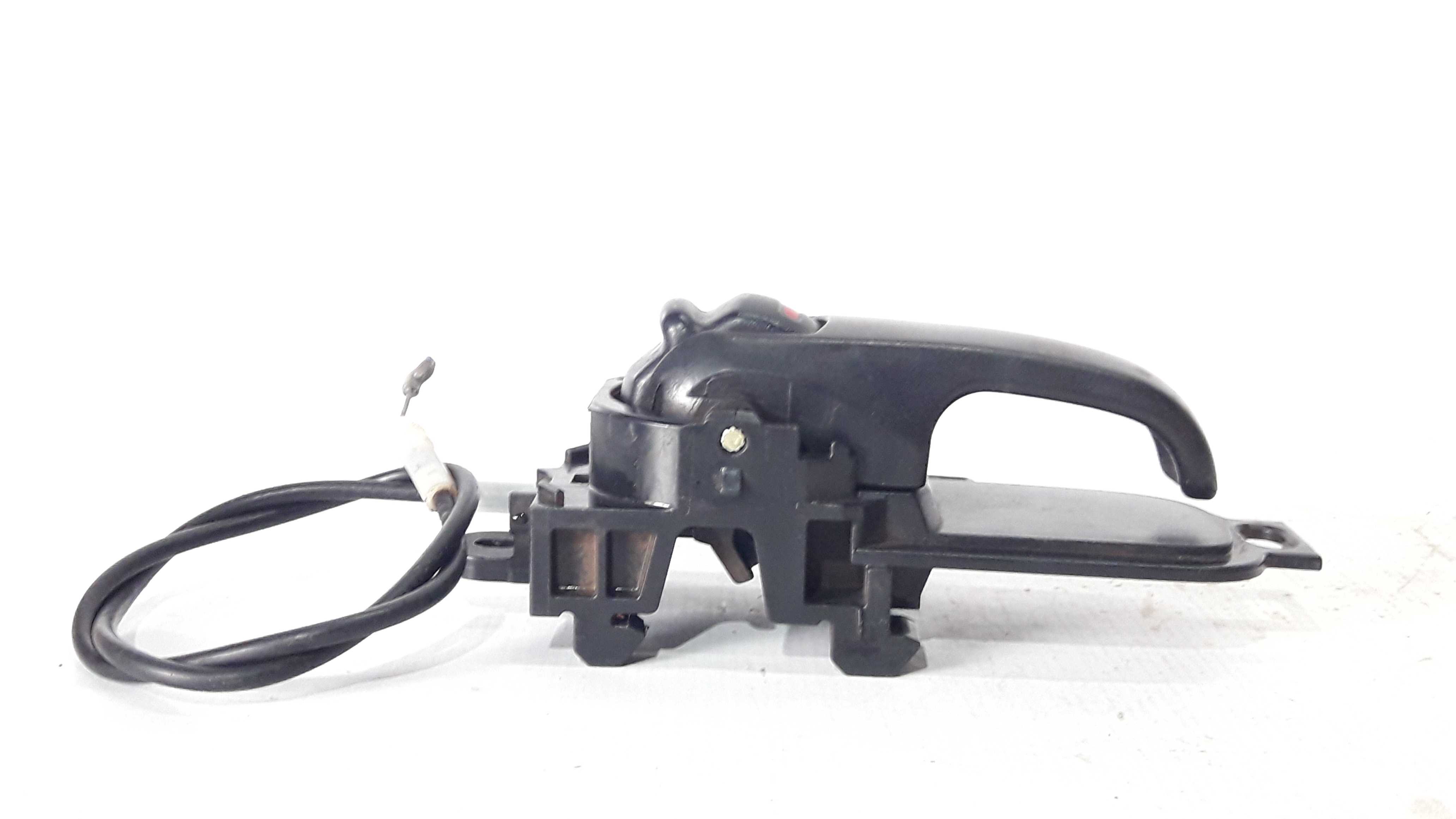 Maçaneta Interna Dianteira Direita Nissan Livina 06/12 – Preto – Dianteira 2