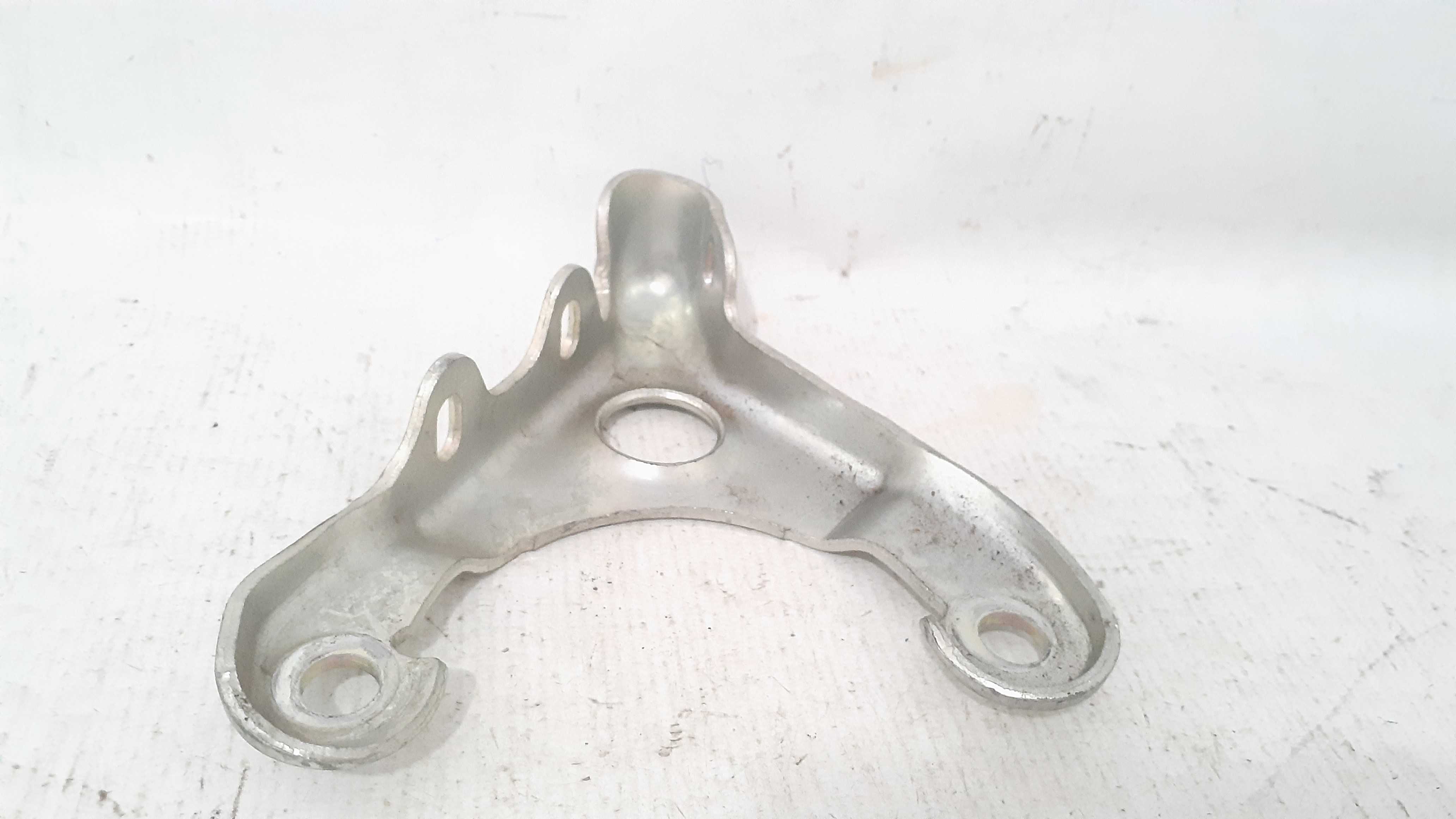 Suporte Motor De Arranque Onix/prisma 12 A 19 2458858c 2