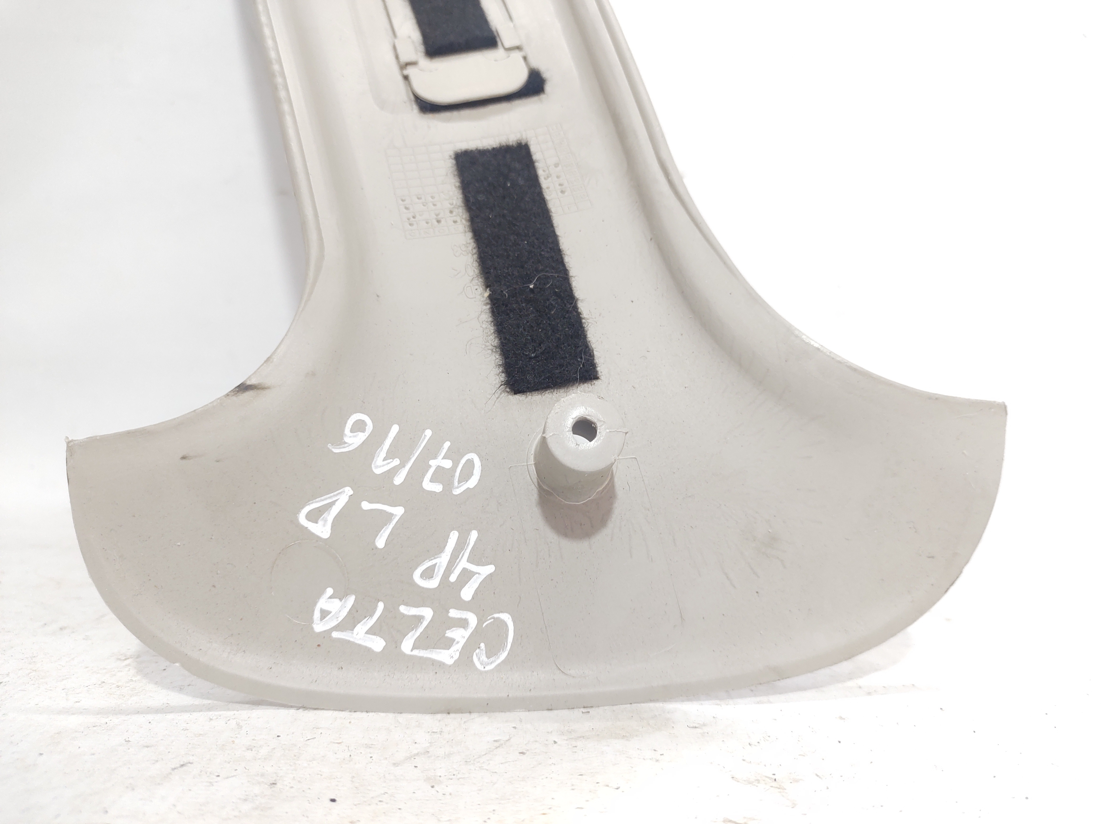 Moldura Coluna Central Direita Celta 4p 7 A 16 93307346 5
