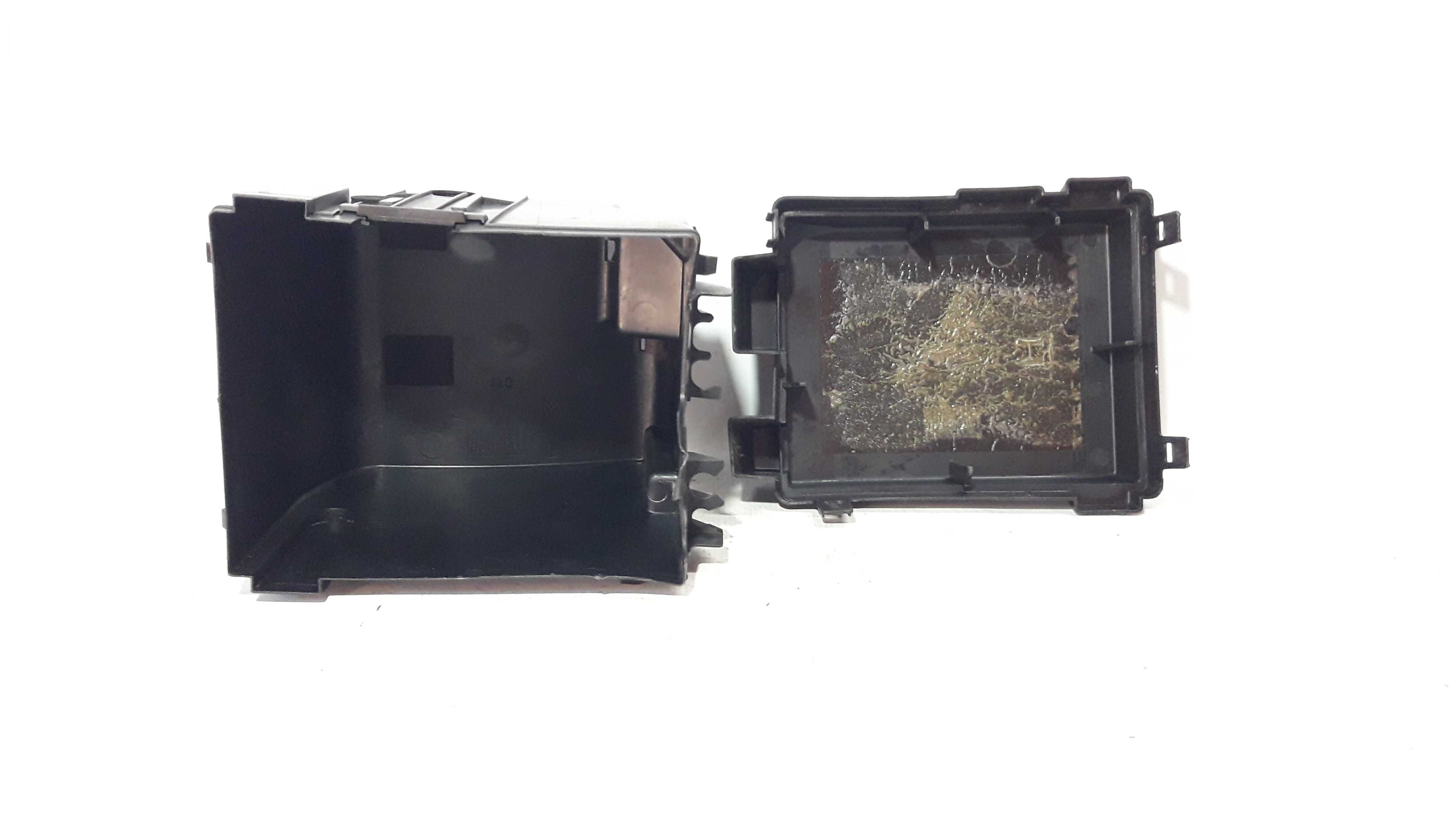 Caixa Fusivel Xsara Picasso 1.6 16v 02/7 9643581380 23716 6