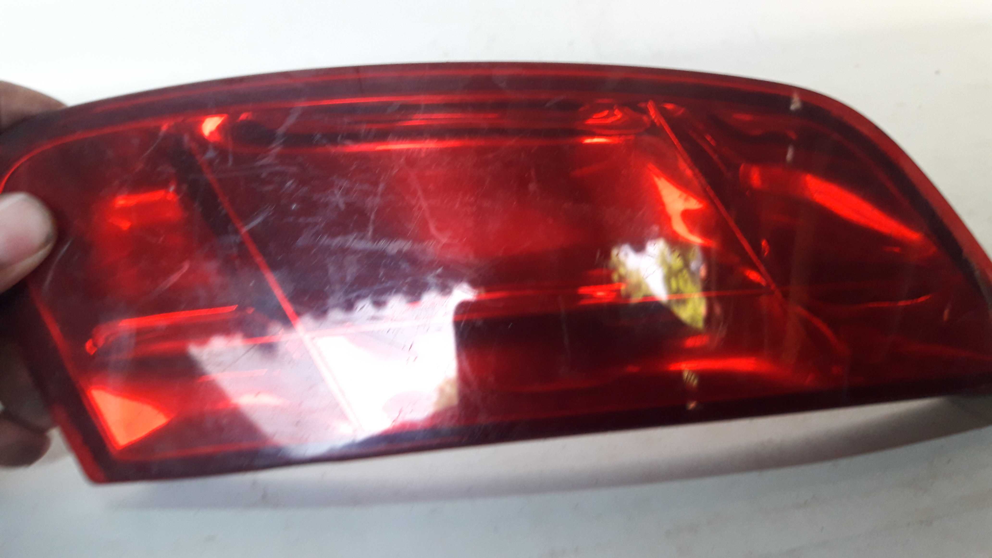 Lanterna Refletora Direita Tampa Traseira Fiat Siena 04/08 7