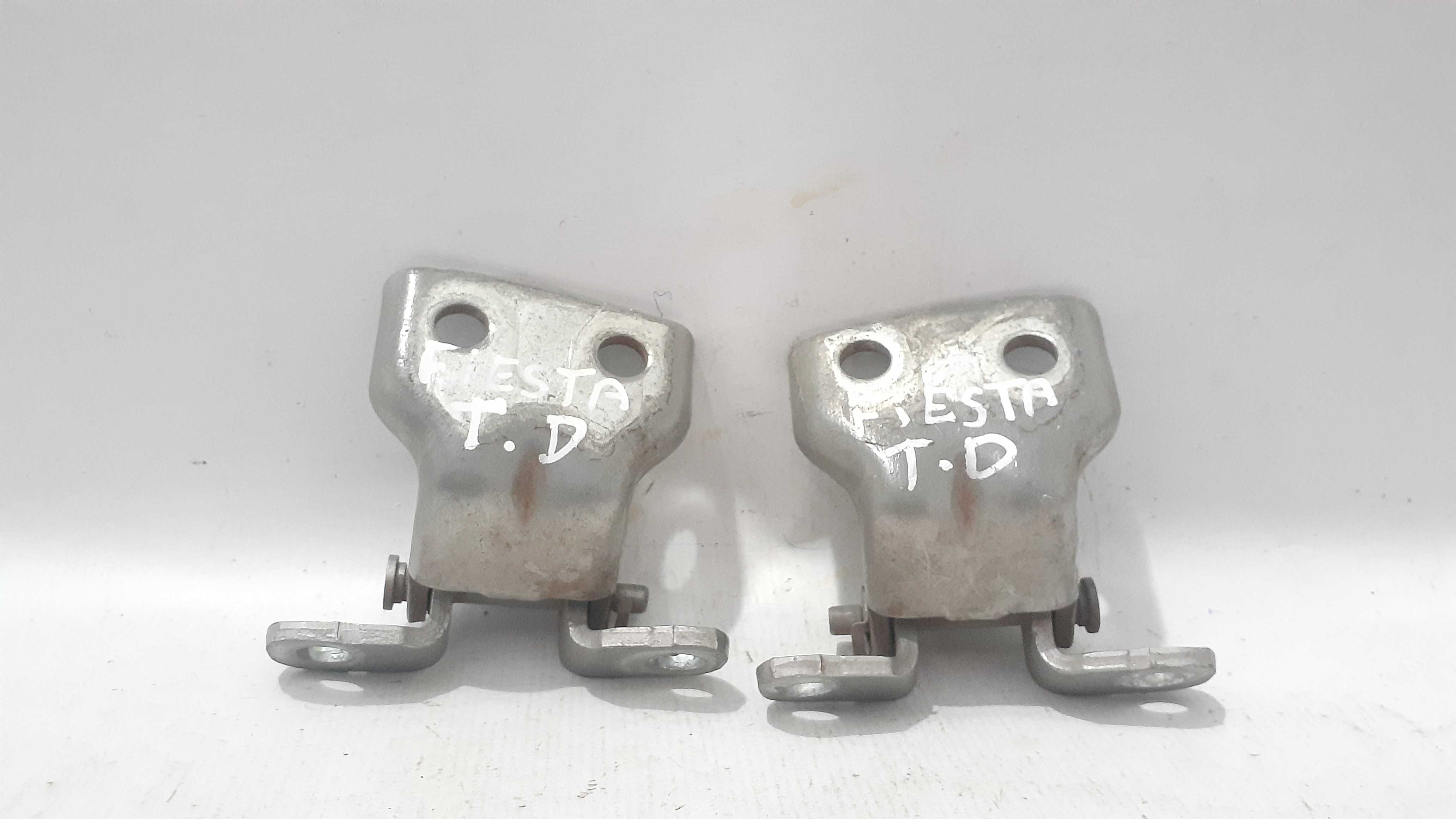 Dobradiça Porta Traseira Direita Fiesta 2004/2012 Original 1