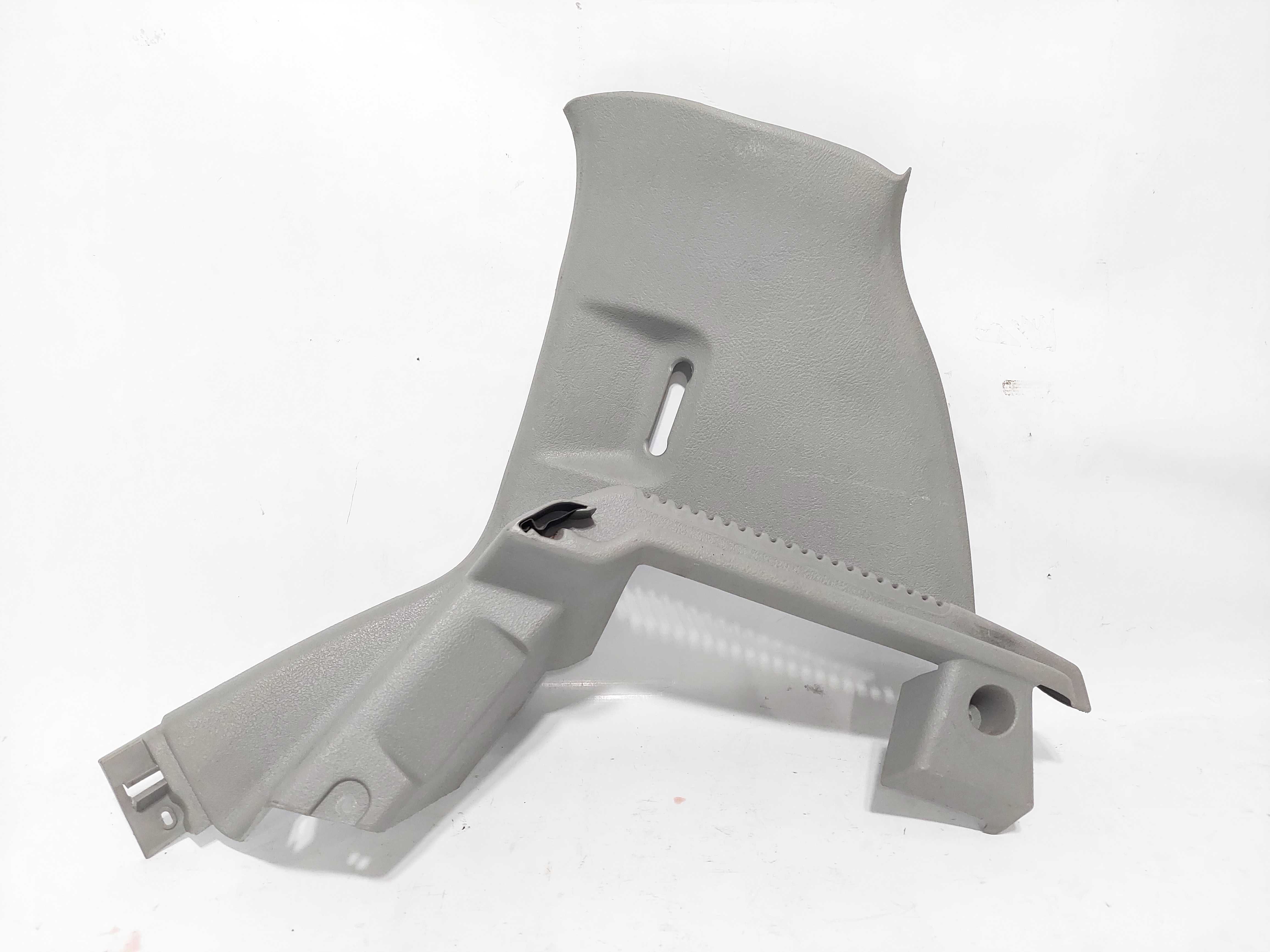 Suporte Tampao Traseiro Direito Renault Clio 2002 03 04 05