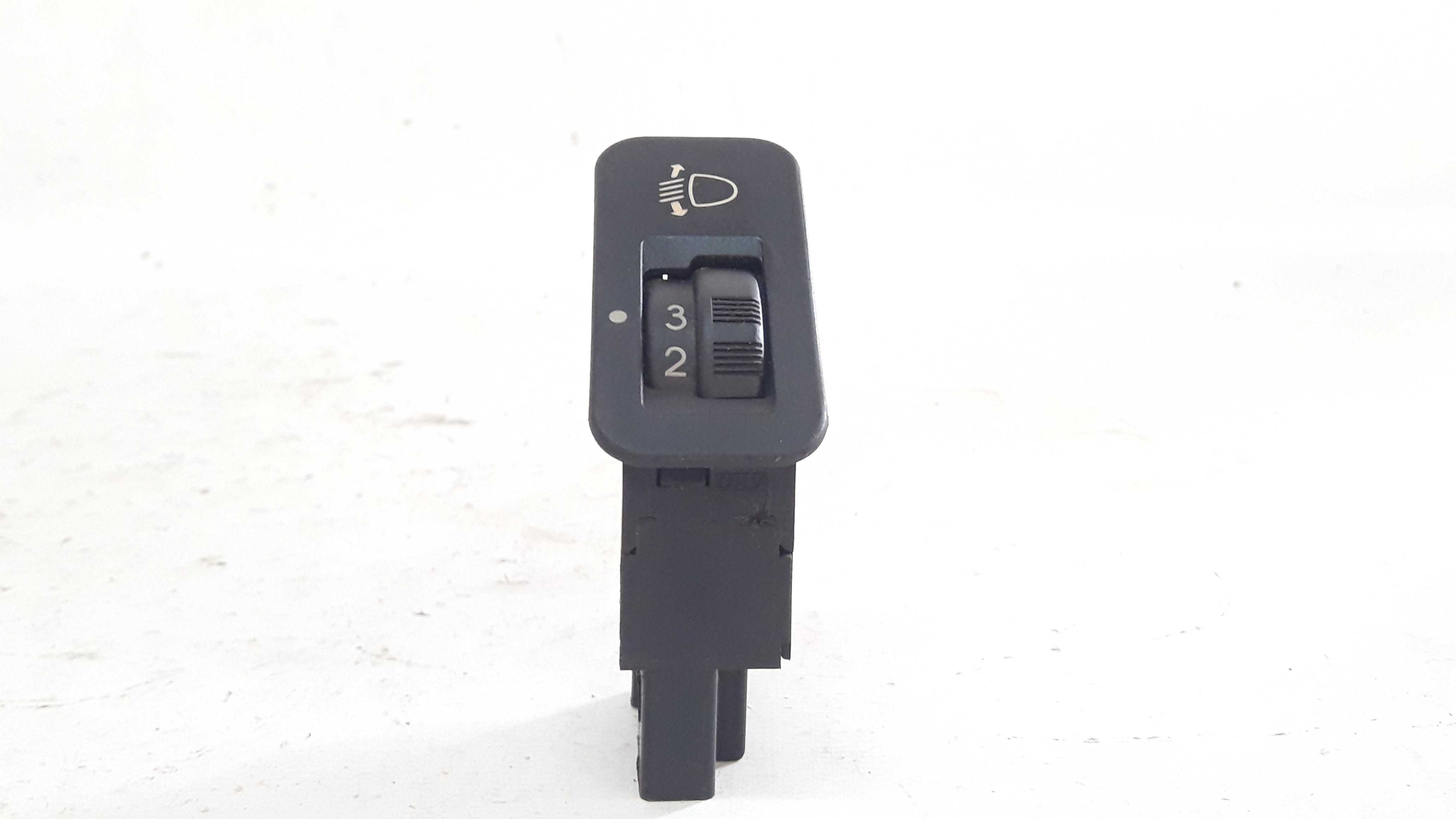 Botão Reostato Regulagem Foco Farol Peugeot 206 99 A 07 7