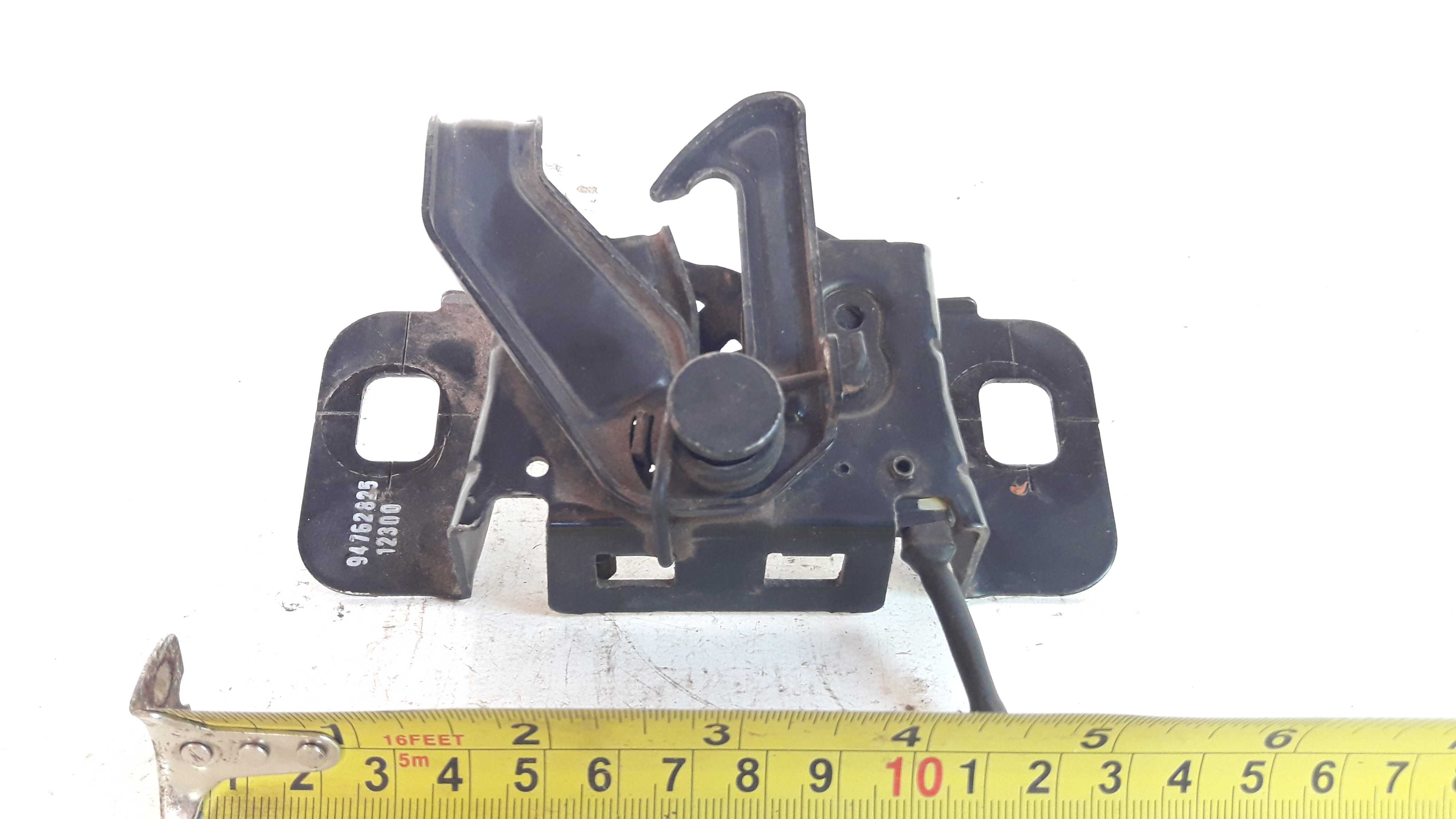 Fechadura Capô Chevrolet Spin 94762825 Original 3